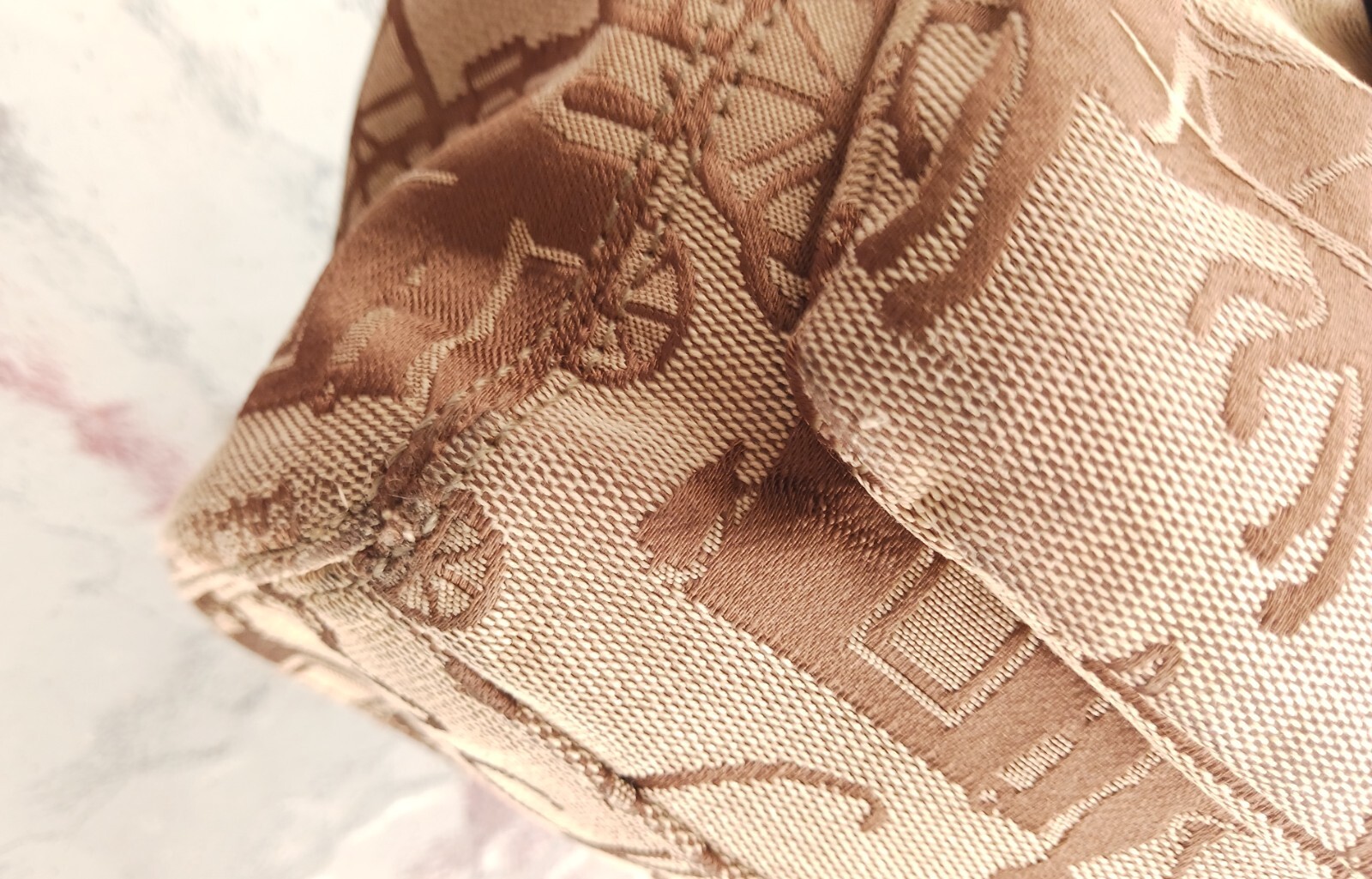 Coach F14855 SMALL Leah Beige Canvas Logo Turnlock Detail Crossbody