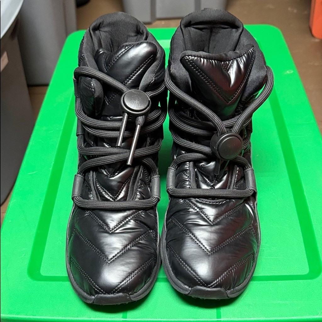 Merrell Women’s 200g Insulated Quilted Winter Snow Boots Black US 9.5 Warm