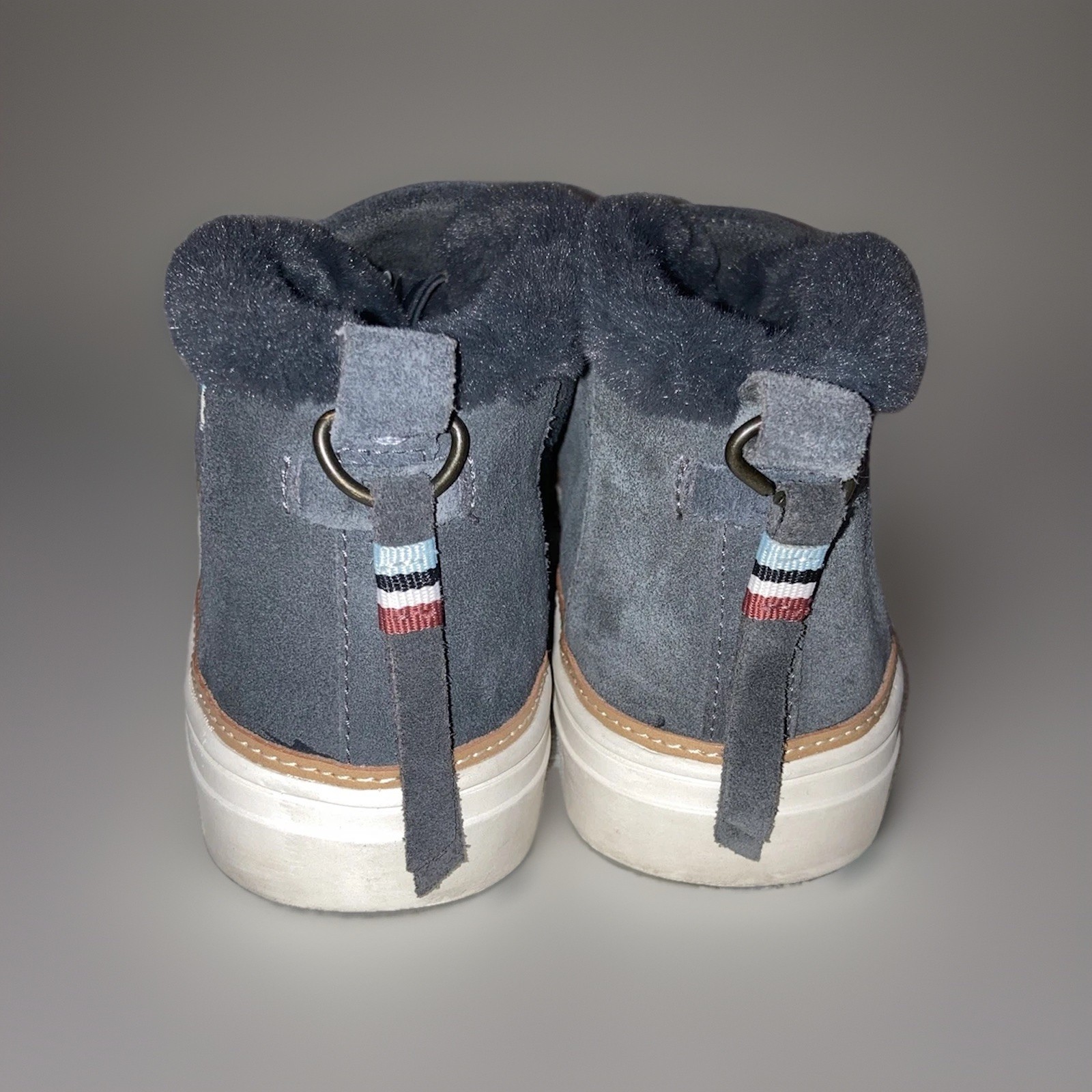 Toms Paxton Forged Iron Gray Zip Hi Top Moccasin Sneakers Suede Faux Fur W Sz 8