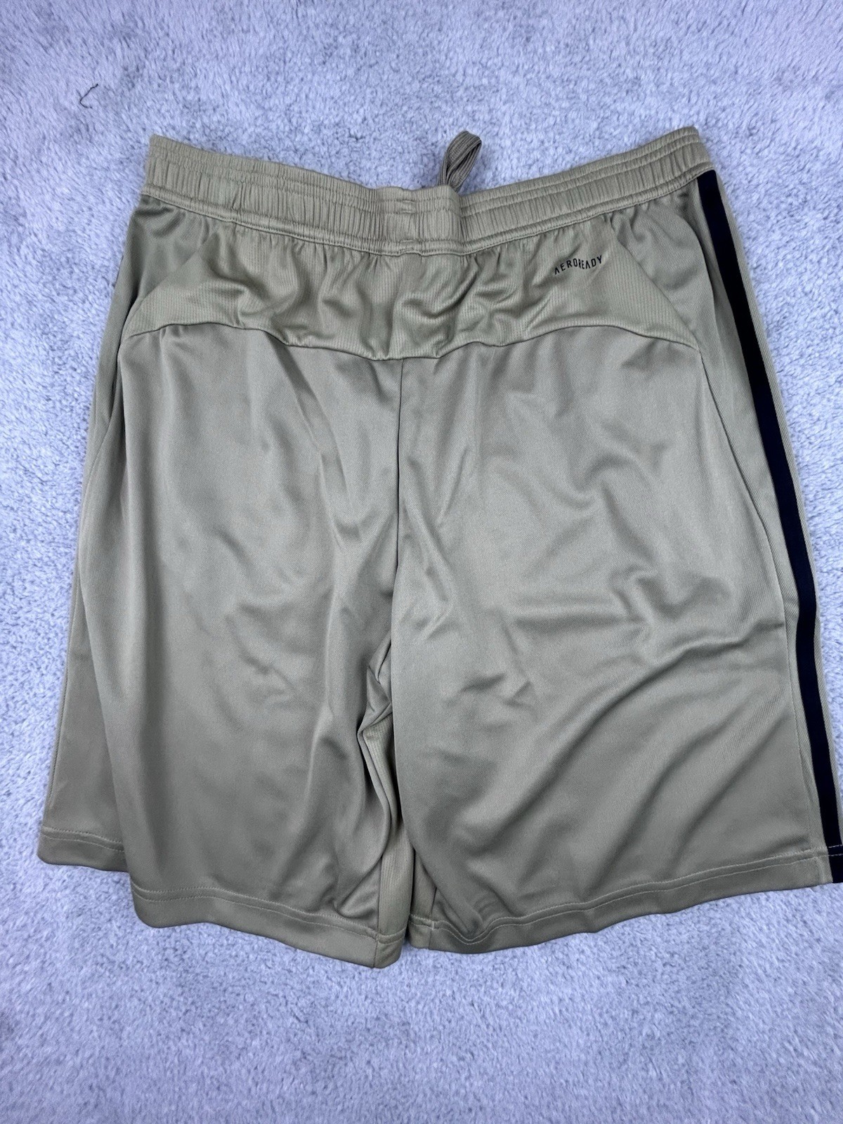 adidas Designed 2 Move 3-Stripes Orbit Green Black Zip Pocket Shorts H55312