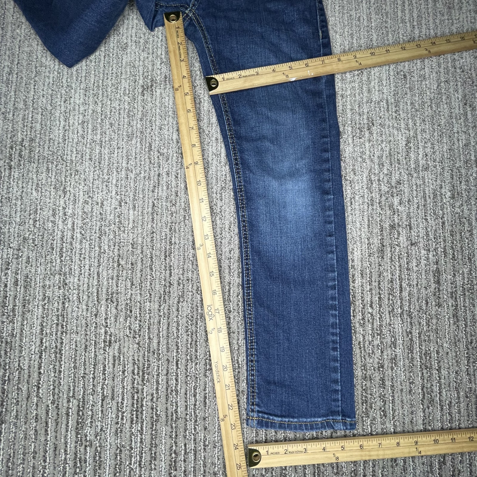 Levis Size 8 Reg w24xL22 Boys Jeans 511 Performance Slim Mid Rise Blue Denim