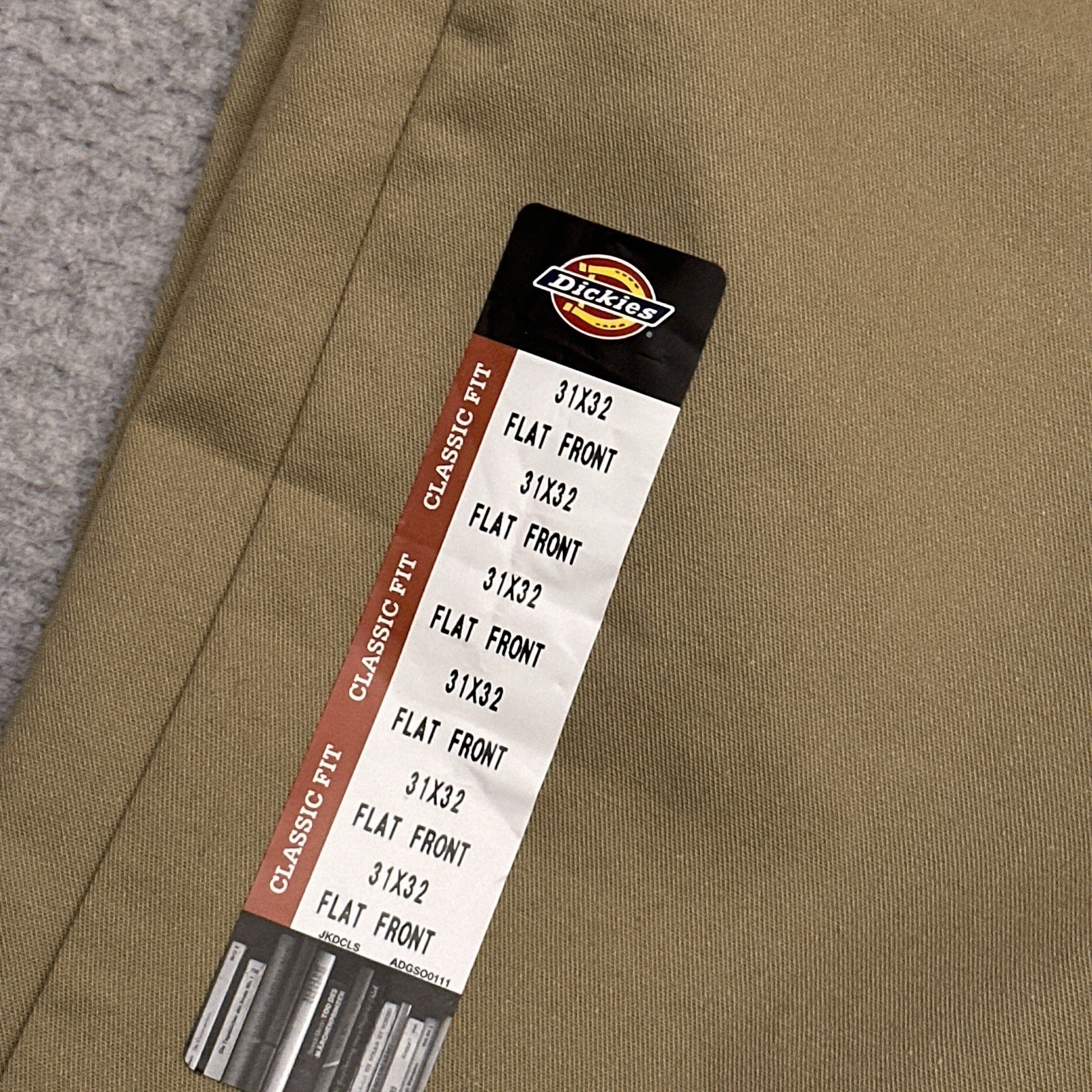 NEW Dickies Young Men’s Twill Pants 31X32 Classic Fit Flat Front Beige Workwear