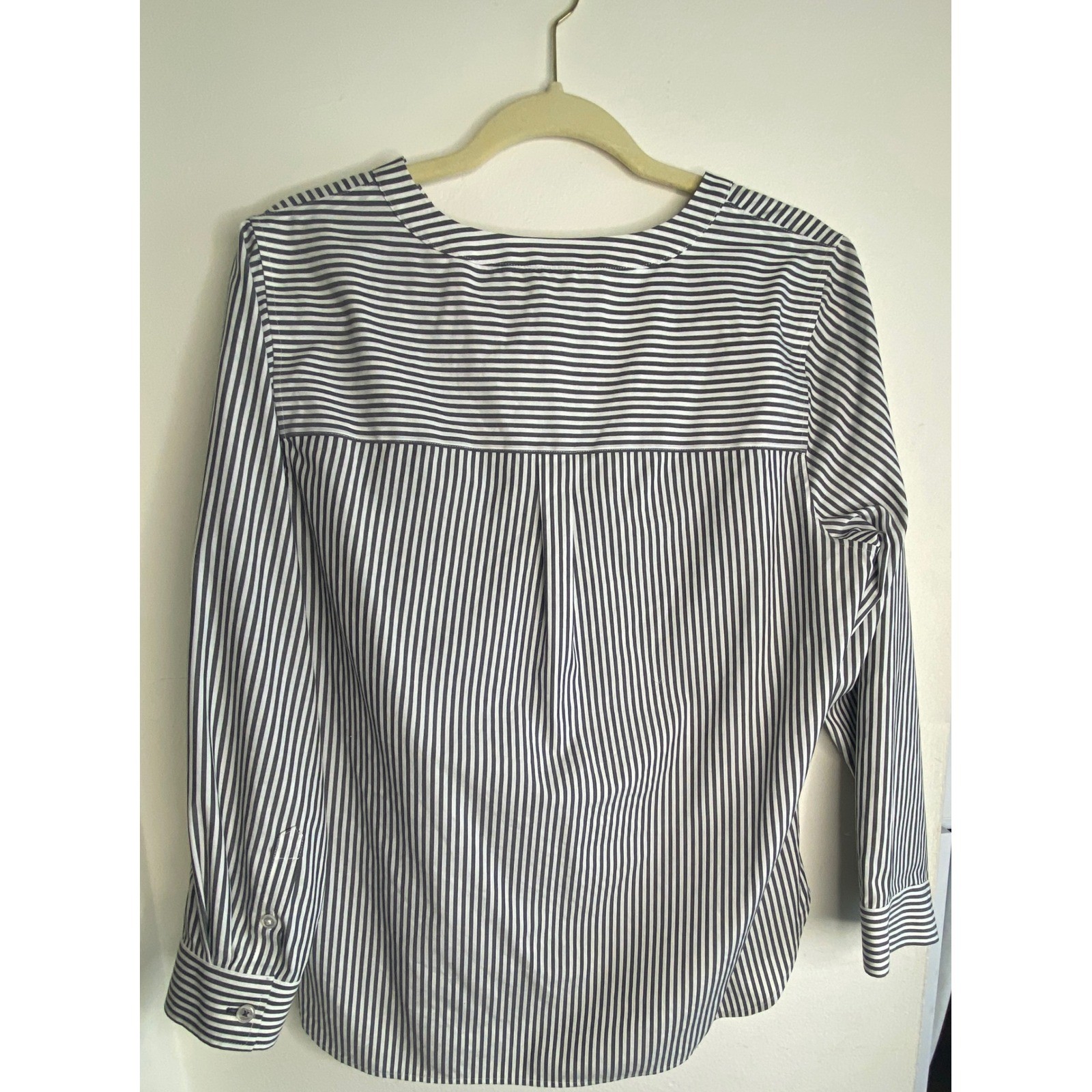 Talbots Womens Plus Petite XP Non-Iron Striped Split Neck Blouse Navy White