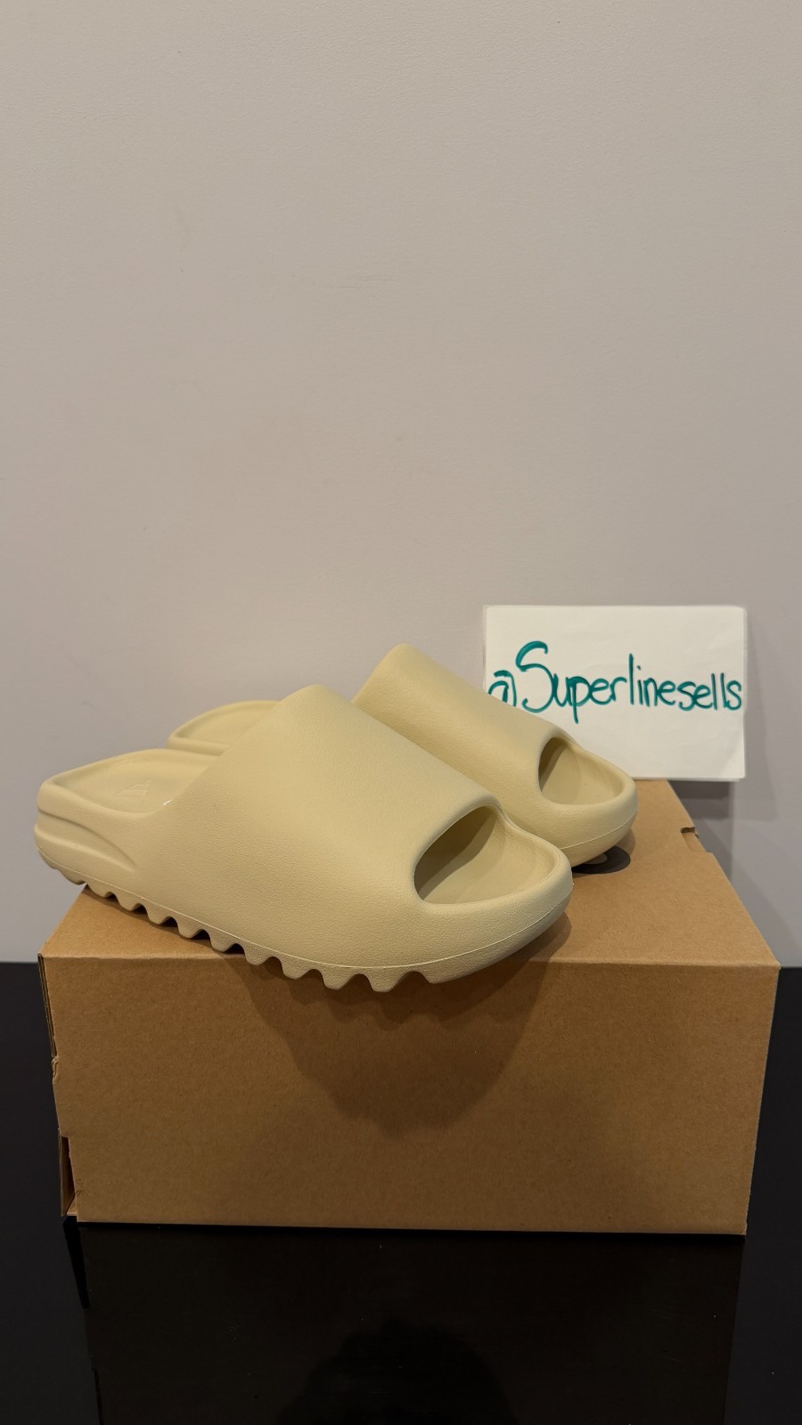 Adidas Yeezy Slide Bone Size 8 (100% Authentic) FZ5897
