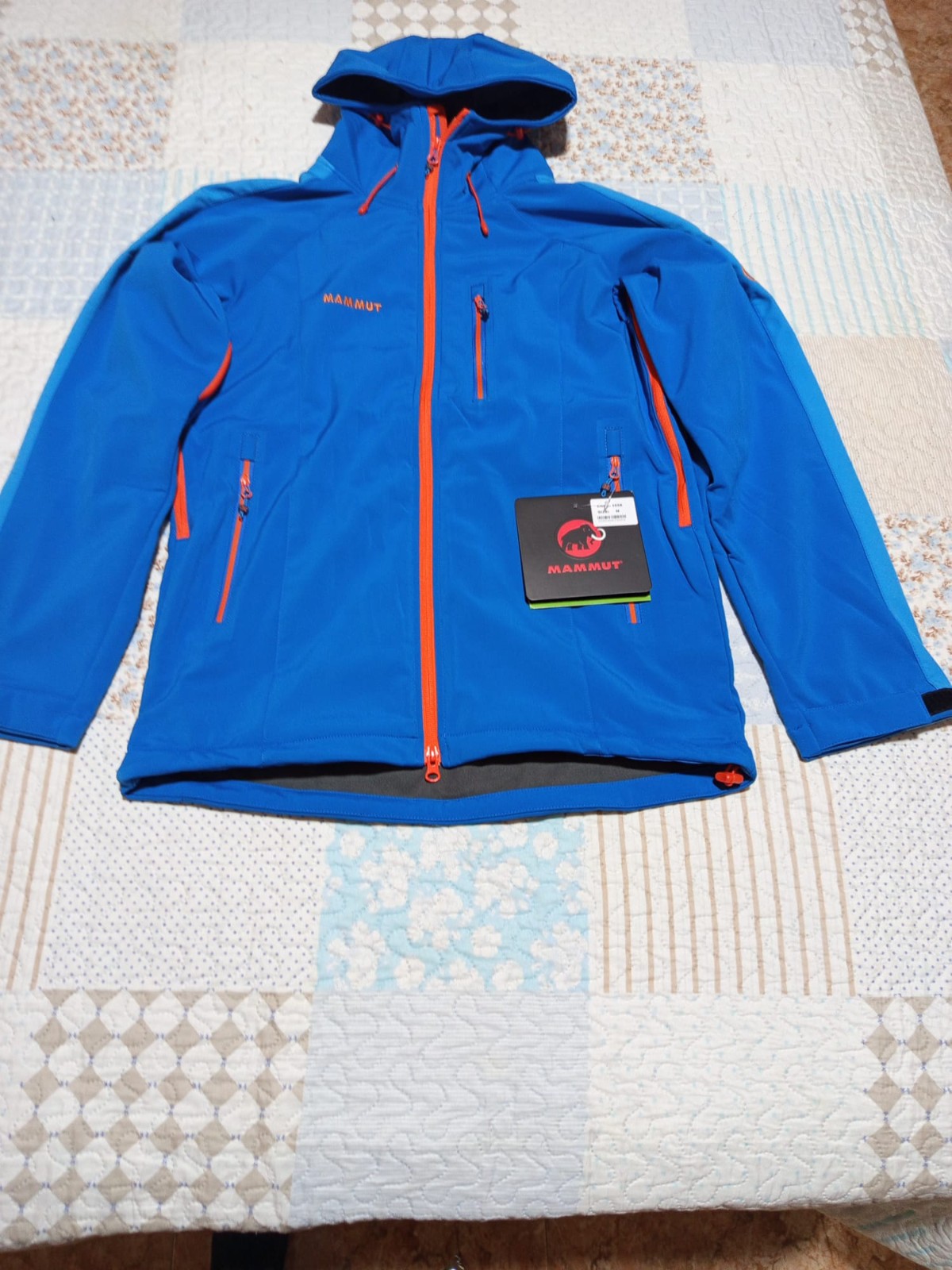 EIGER EXTREME mammoth softshell jacket. Men’s. NWT