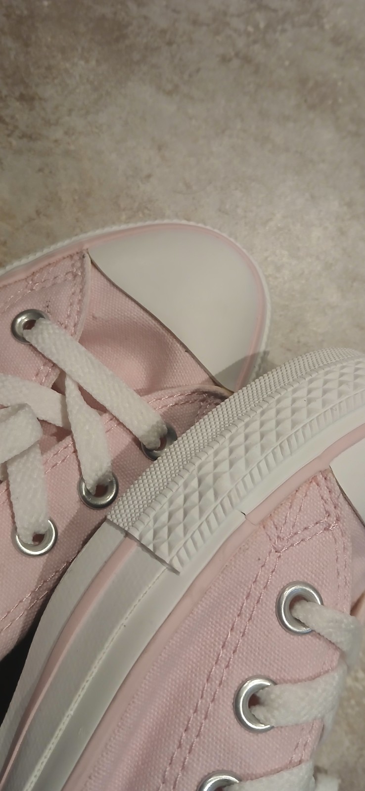 Pink Converse sneakers size US M6/W8 #converse