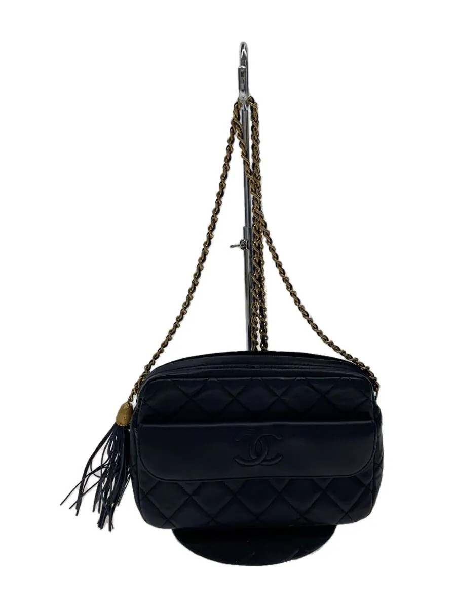 CHANEL Matlass Fringe Chain Shoulder Bag Scuffs Minor Scratches Shoulder Bag Lea