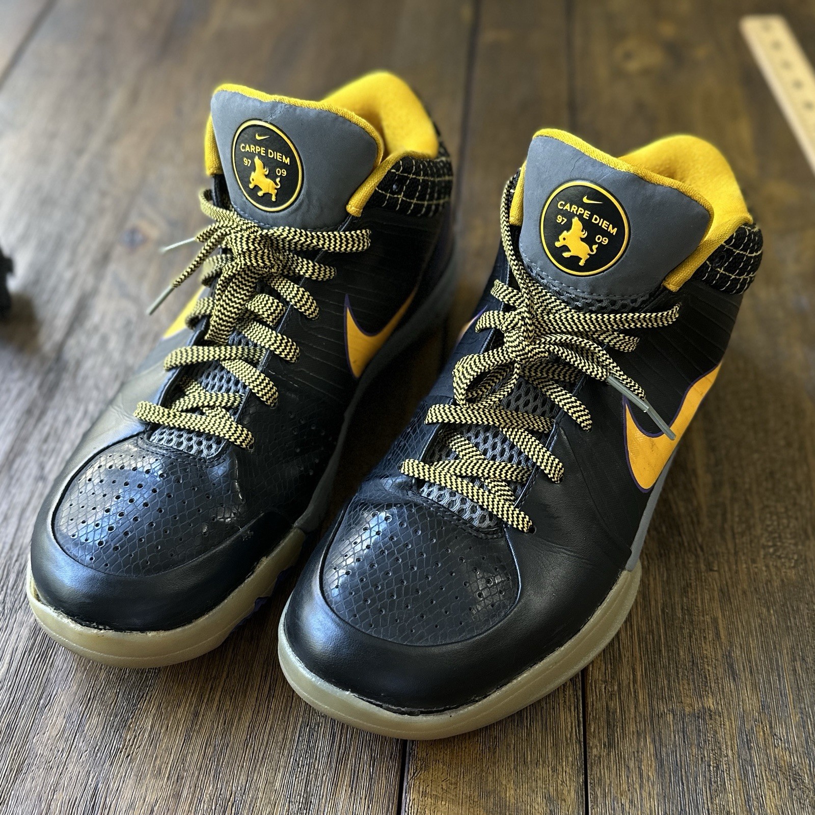 Vintage Nike Zoom Kobe 4 Carpe Diem