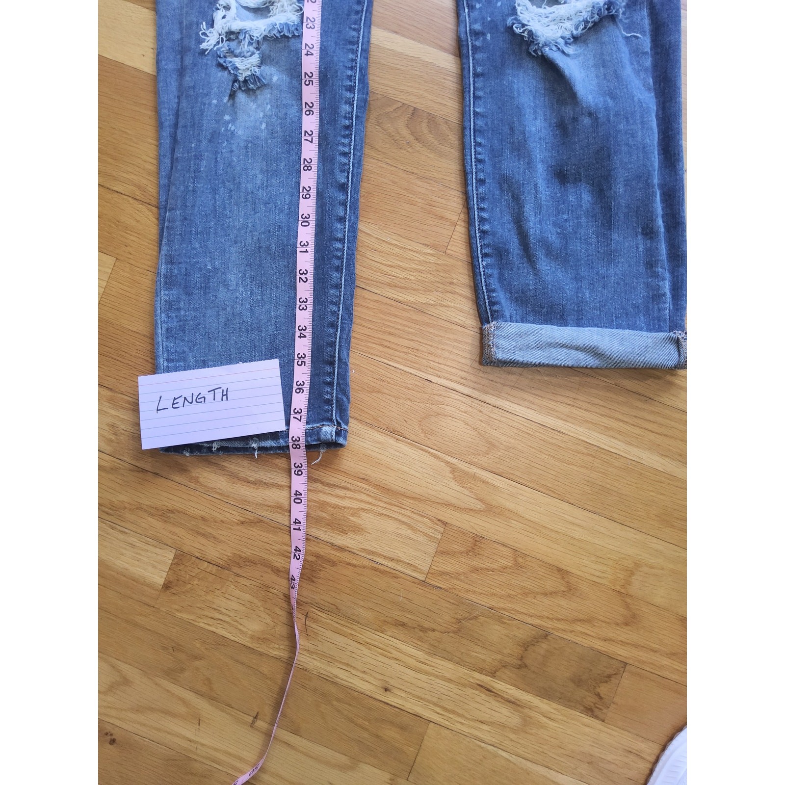 Judy Blue Boyfriend Fit Distressed Jean Size 15/32 High Rise