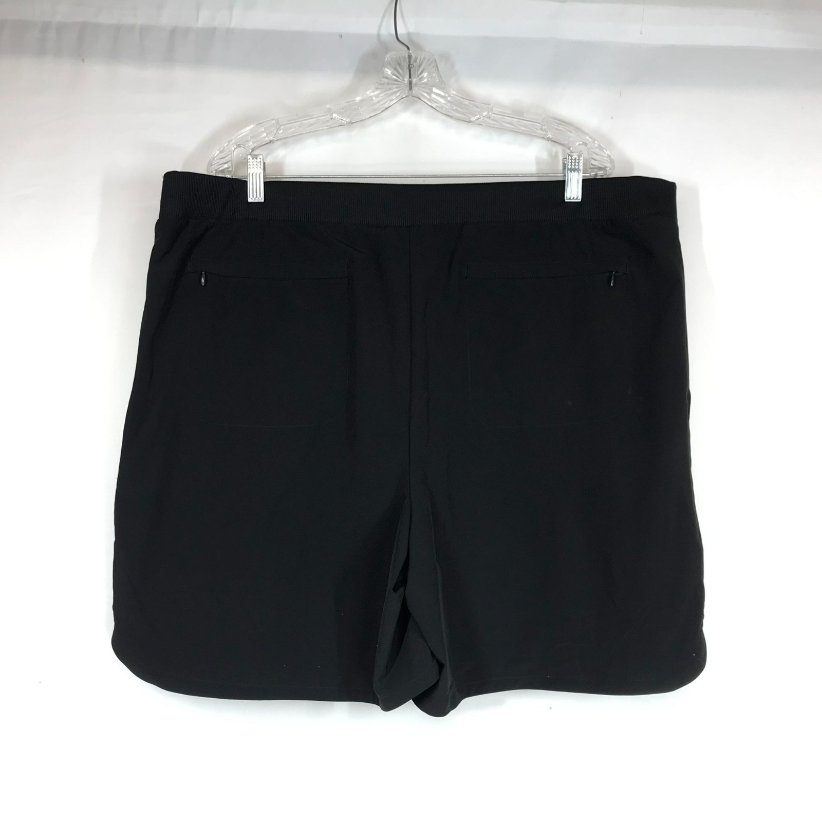 CHICO’S ZENERGY – WOMEN’S 3.5 / 18 – BLACK UPF NEEMA 7 IN BEACH SHORTS