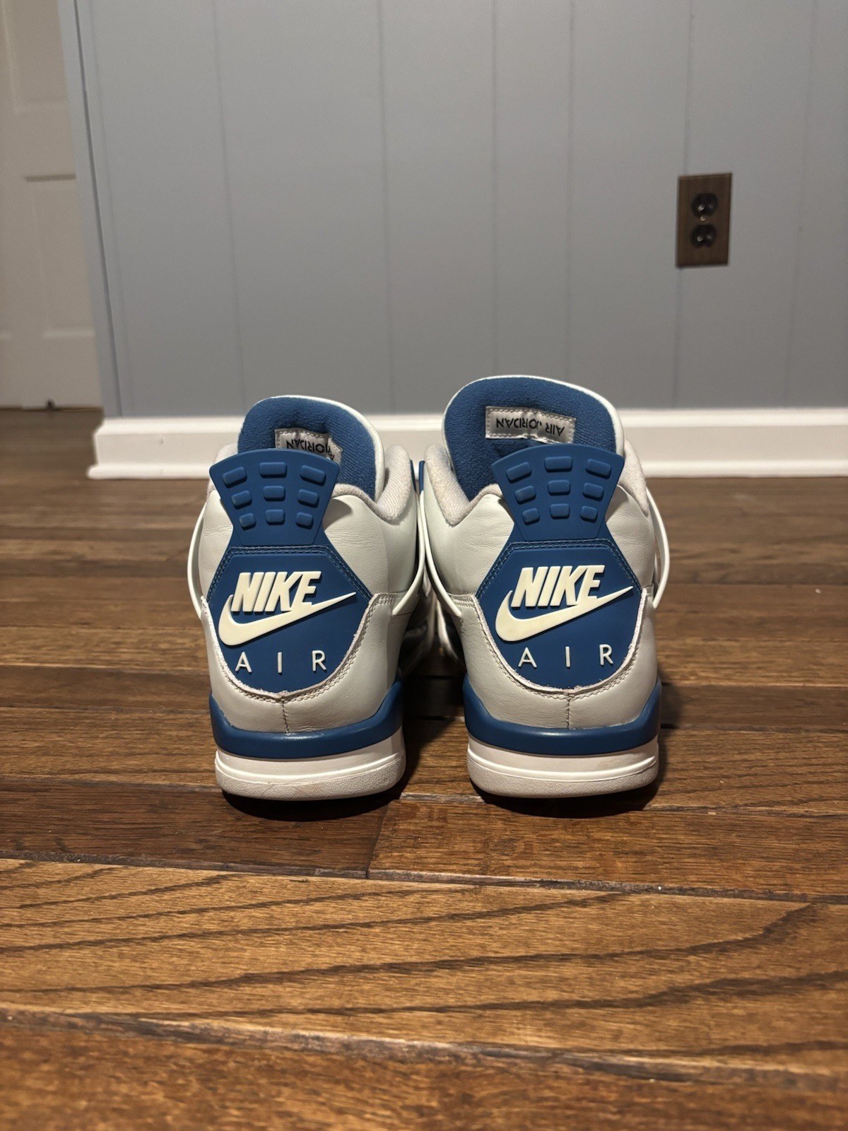 Jordan Air Jordan 4 Retro Military Blue 2024 Off-White/Blue/Gray FV5029-141
