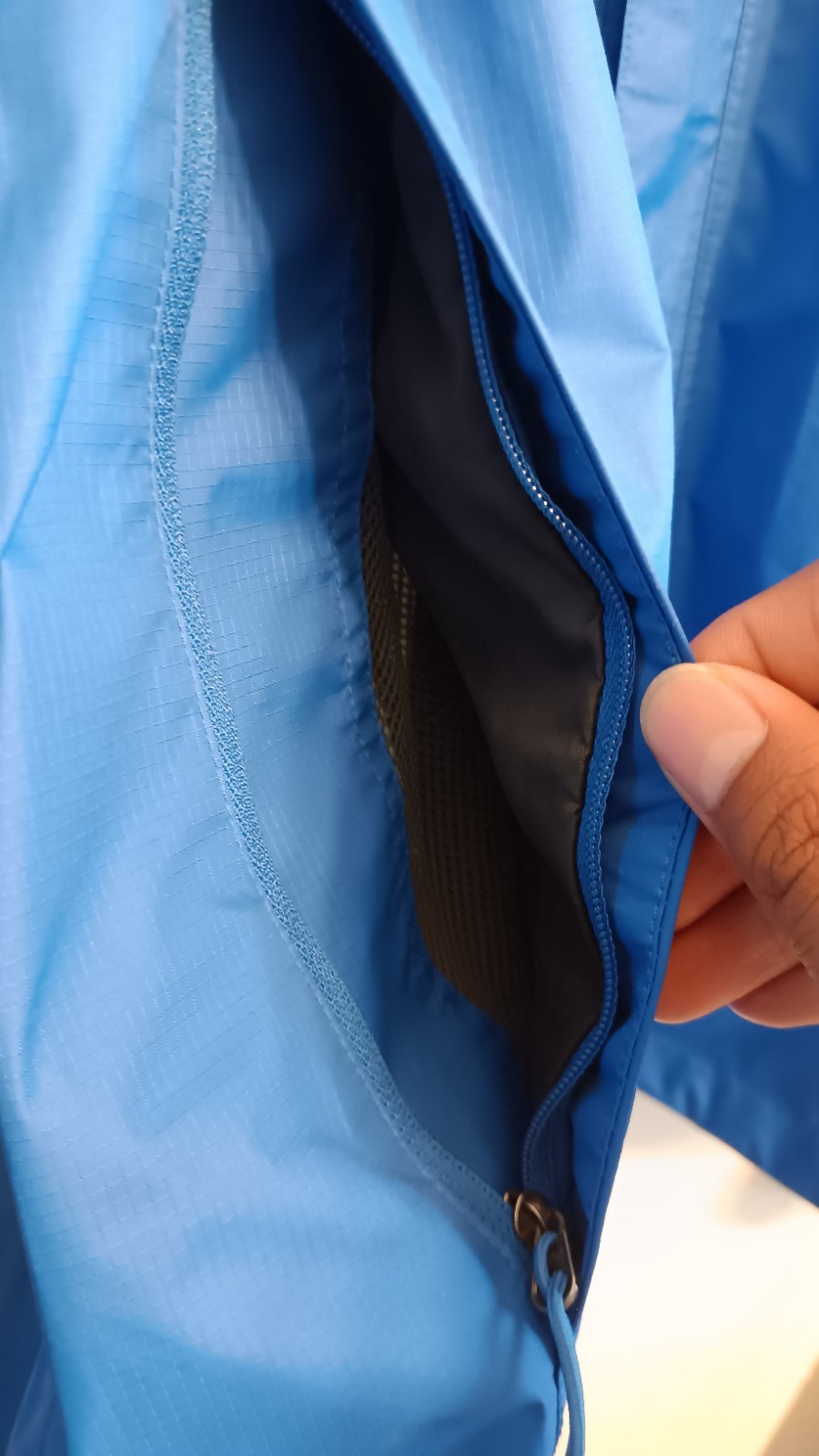 Mens The North Face Two Block Rain Jacket Hyvent 2.5L Size XL Blue & Navy