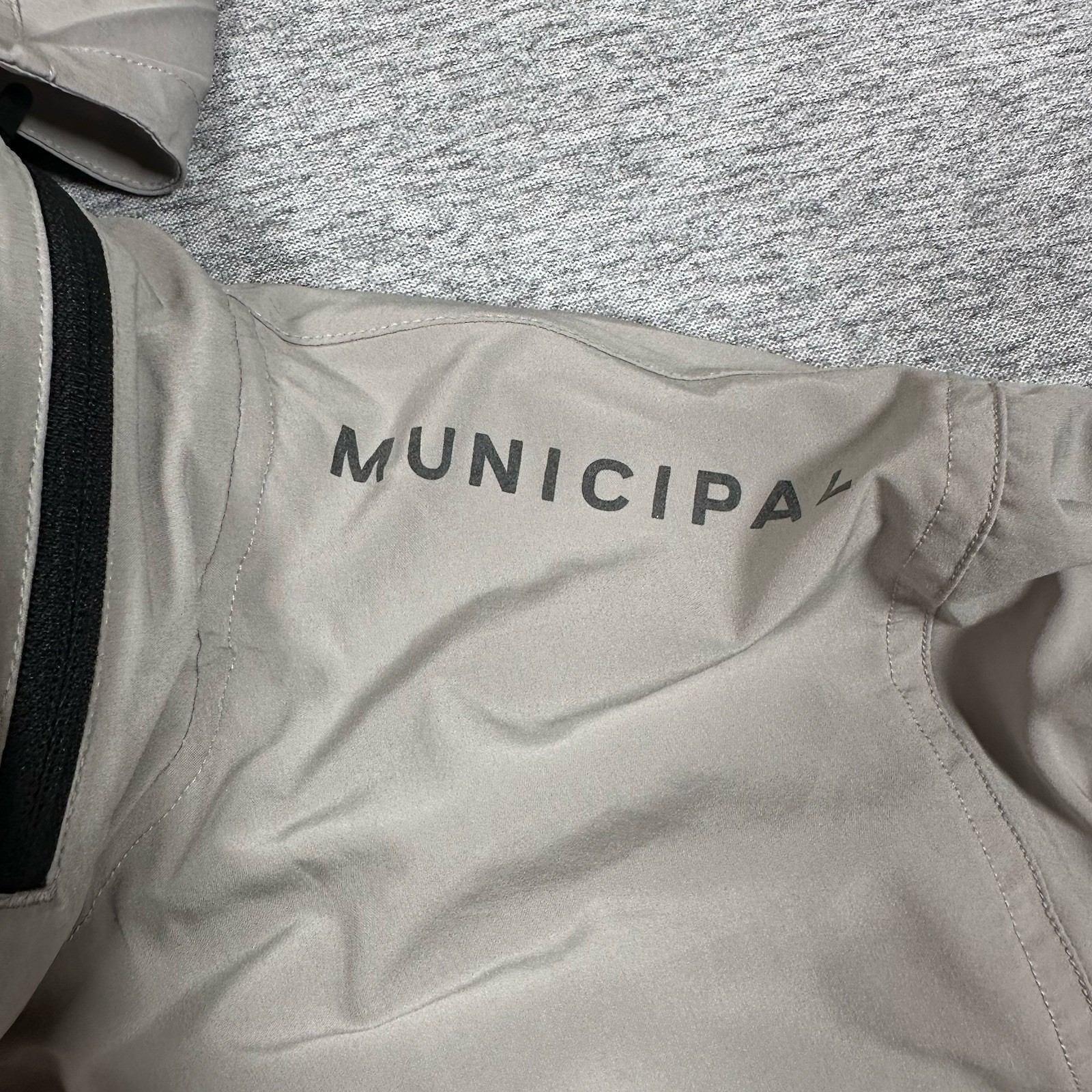Municipal Sport Utility Jacket Mens XXL Gray 1/4 Zip Hooded Monarch Beach Golf