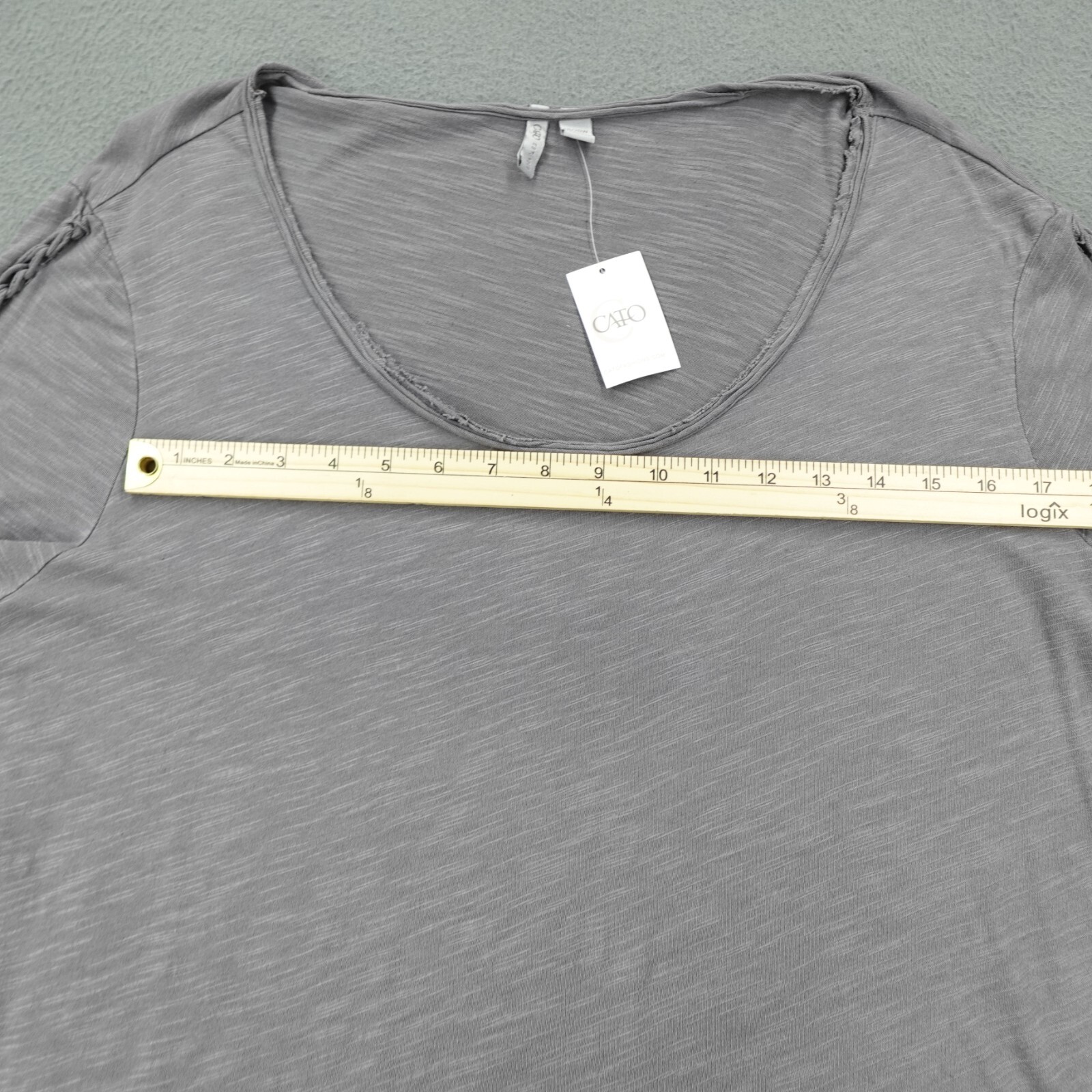 Cato Plus Sportswear Top Women’s Size 8/20W Gray Long Sleeve Bow Front NWT!