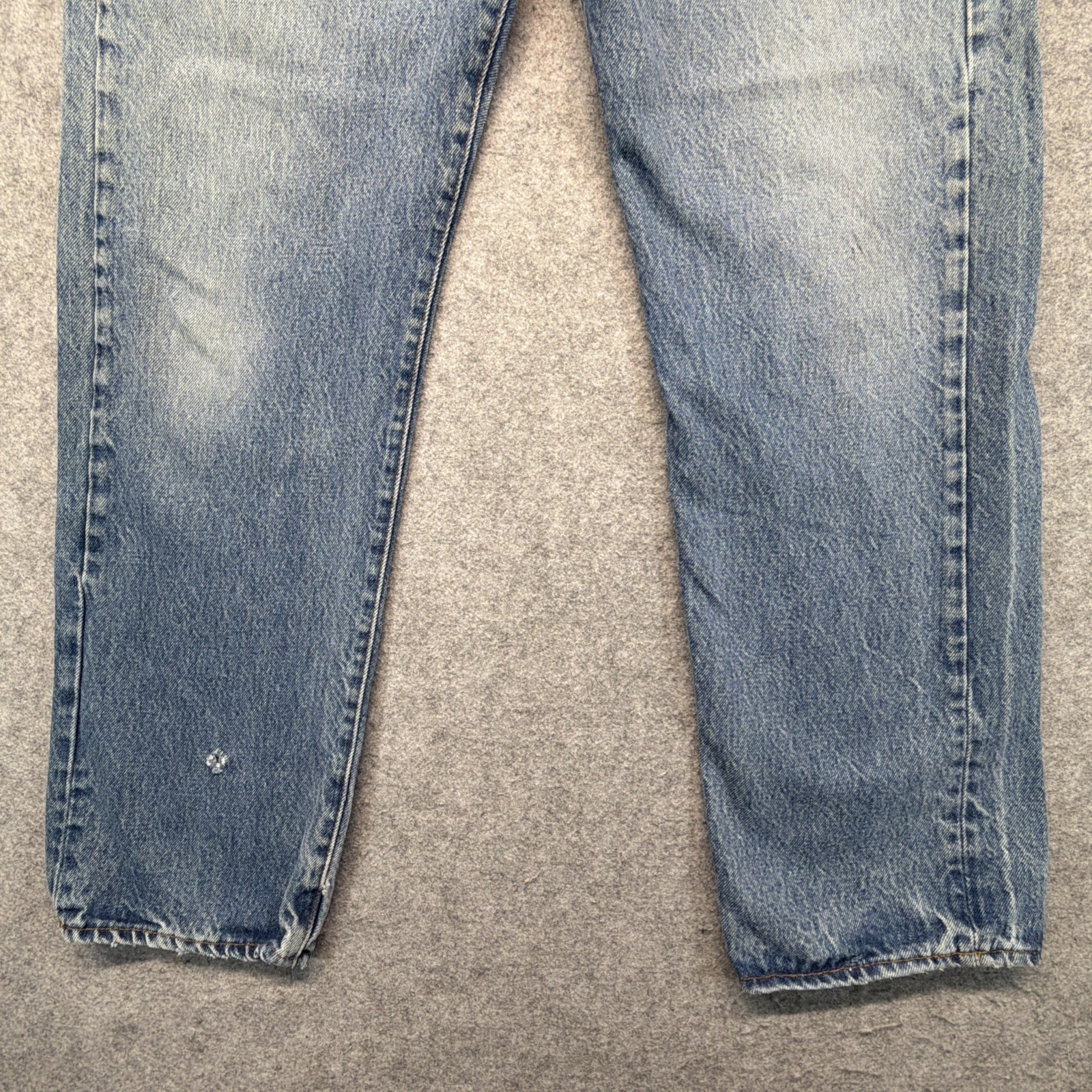 Vintage Levis 501xx Jeans Mens 35×33 (Fits 32×29) Made in USA Button Fly