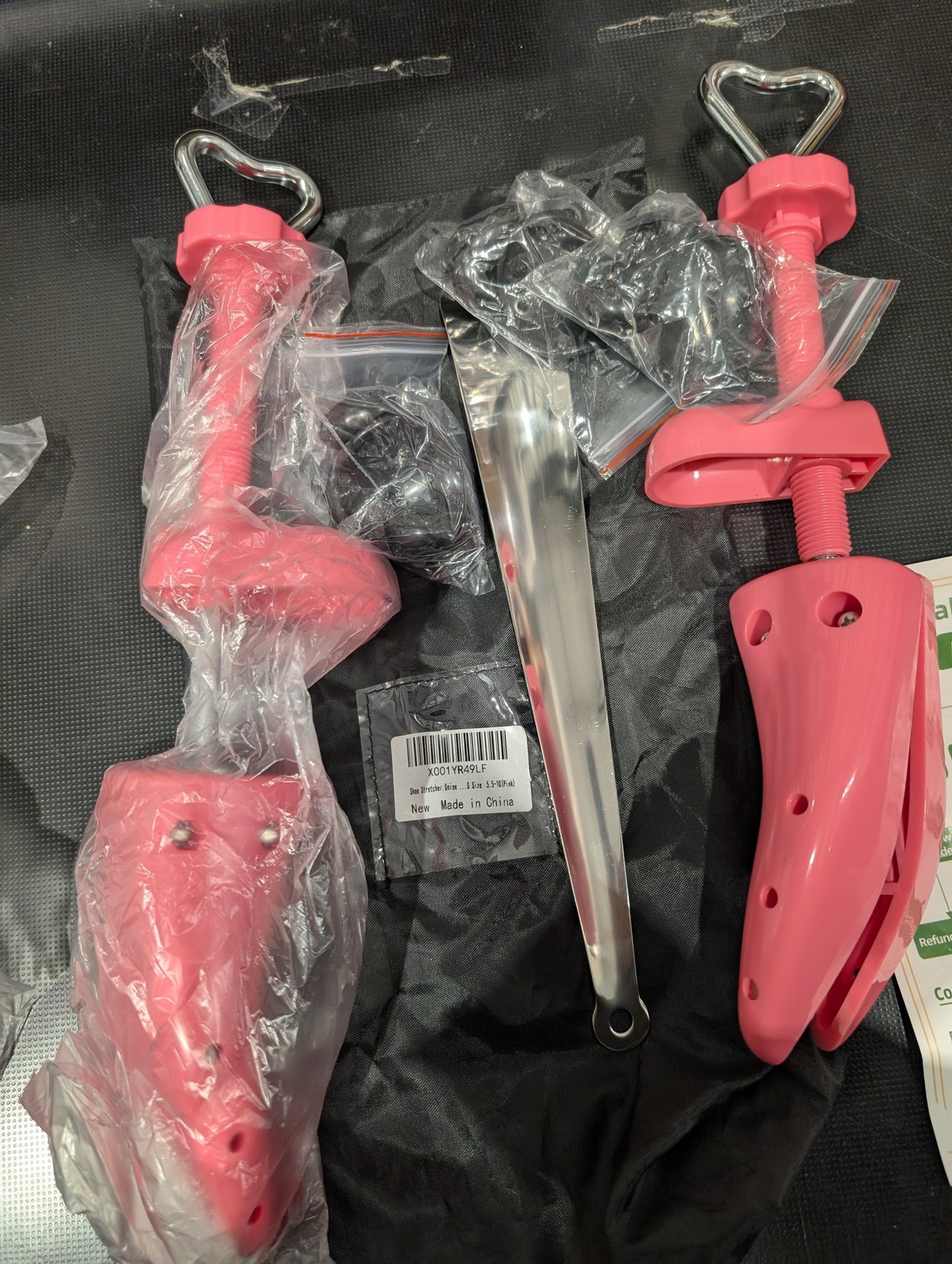 LANNEY Shoe Stretcher Unisex Size 5.5-10 Pink Adjustable Pair With Shoe Horn