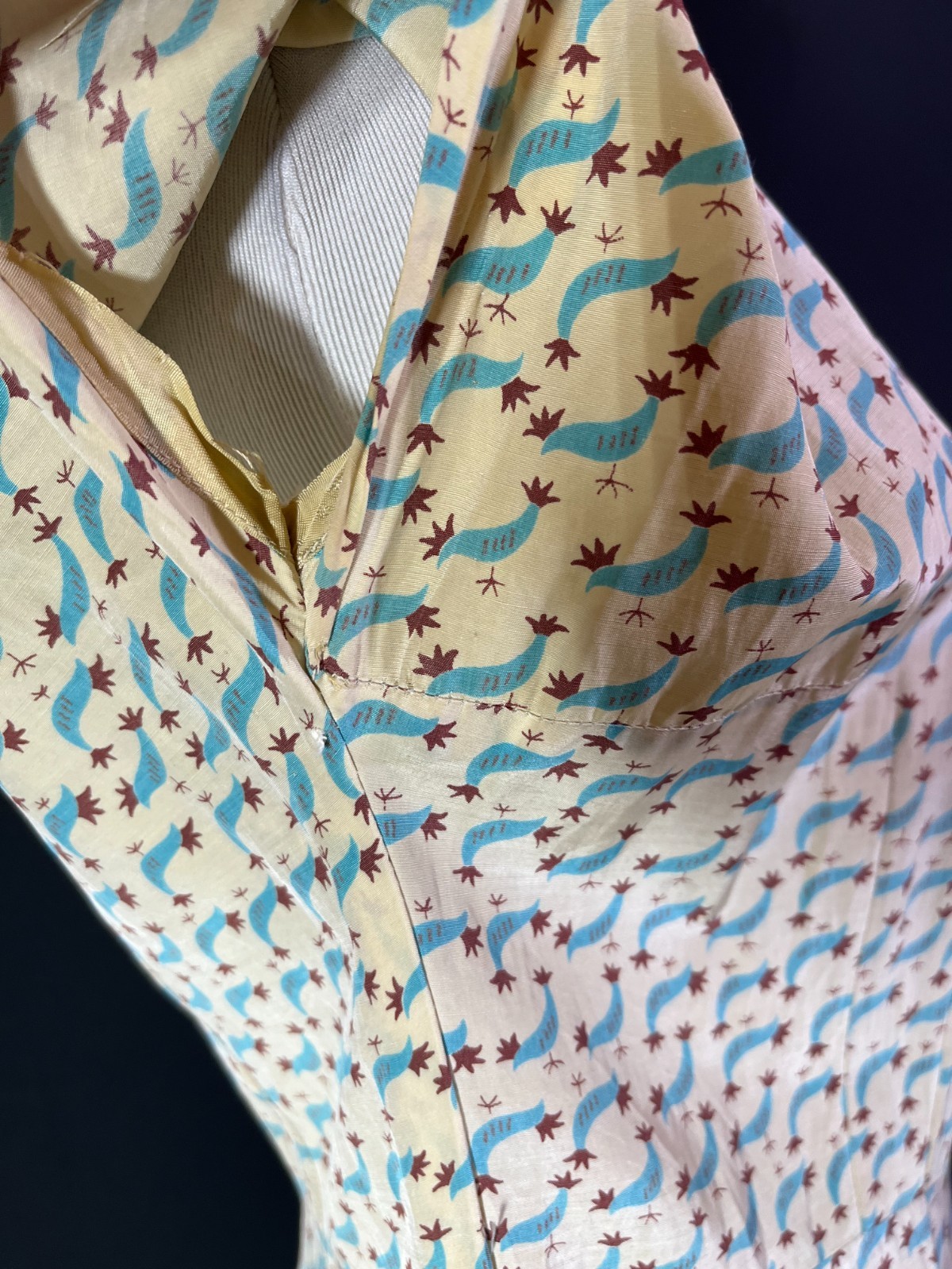 Vintage Homemade Housedress Short Sleeve Pockets Rooster Print *Flaws