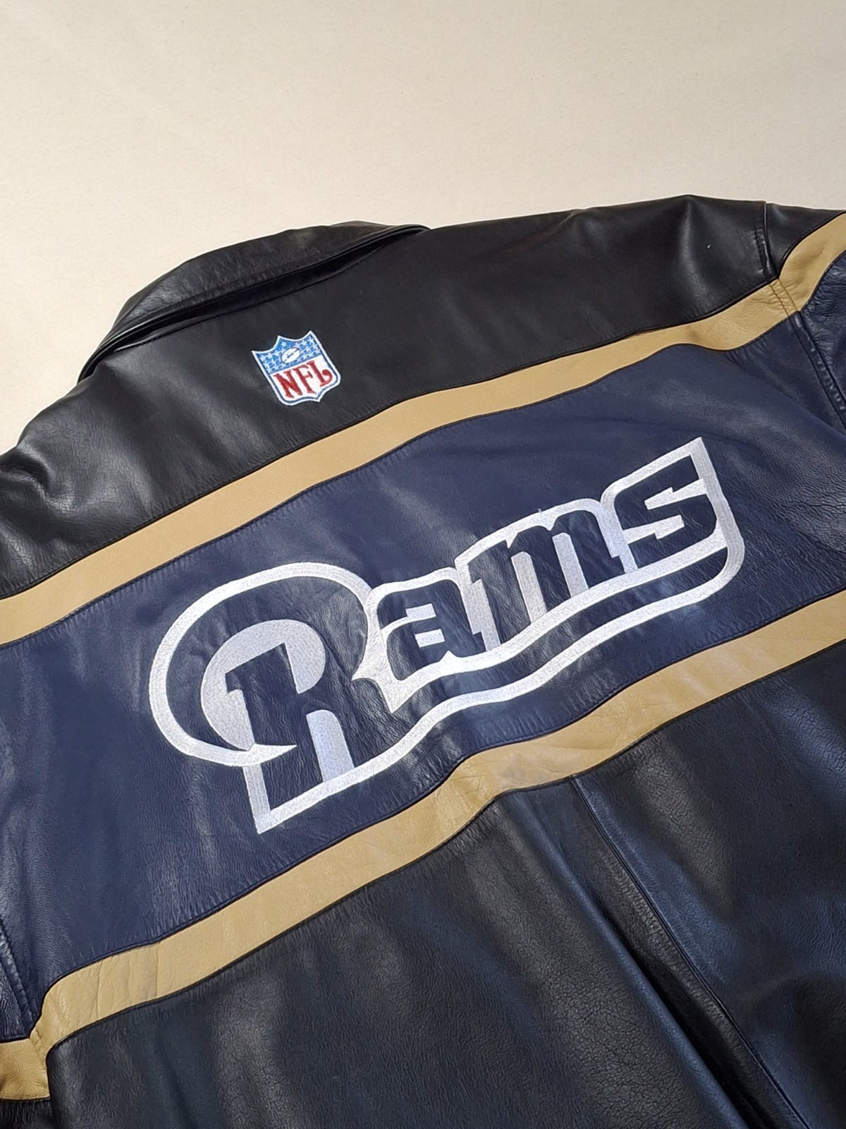 Vintage Y2K Reebok St. Louis Rams Leather Jacket Men’s 2XL XXL Quilted Interior