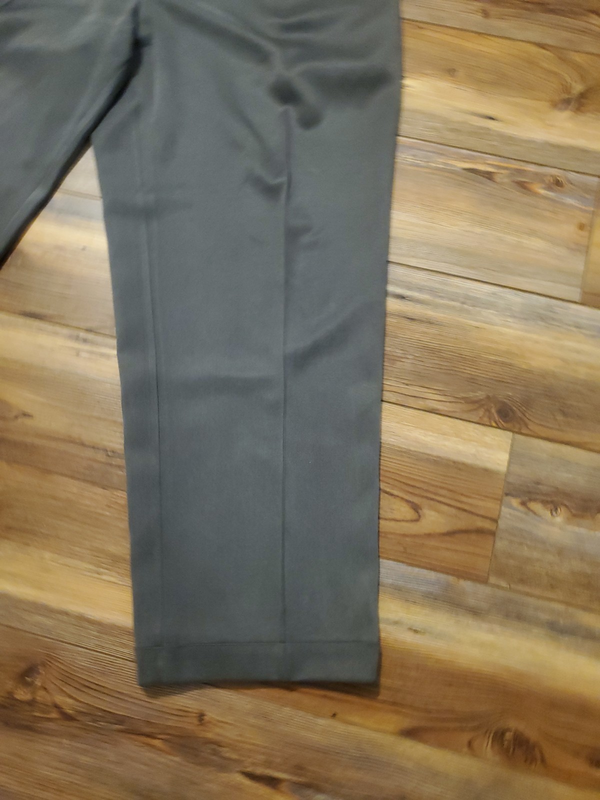 Tommy Bahama 100% Silk Mens Size 36 Pants Pleated Cuff