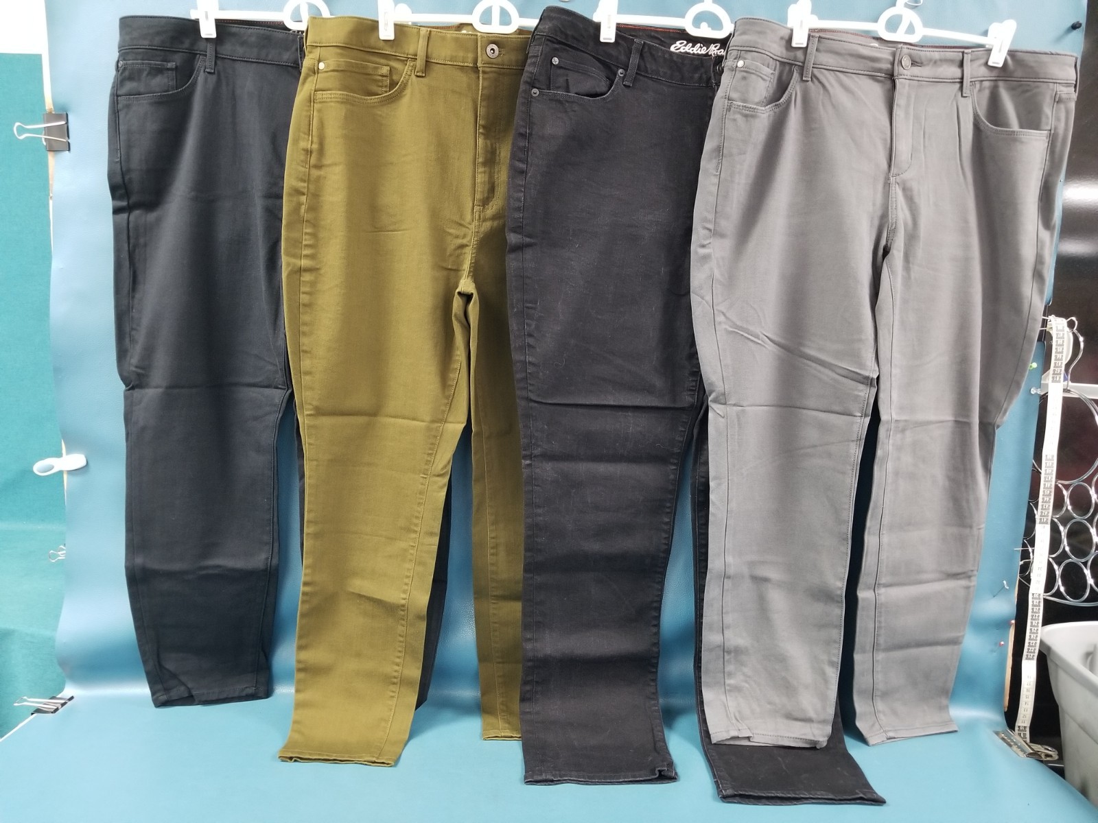 Lot of 4 Eddie Bauer Multicolor Slightly Curvy Straight/Skinny/Ankle Jeans Sz 18