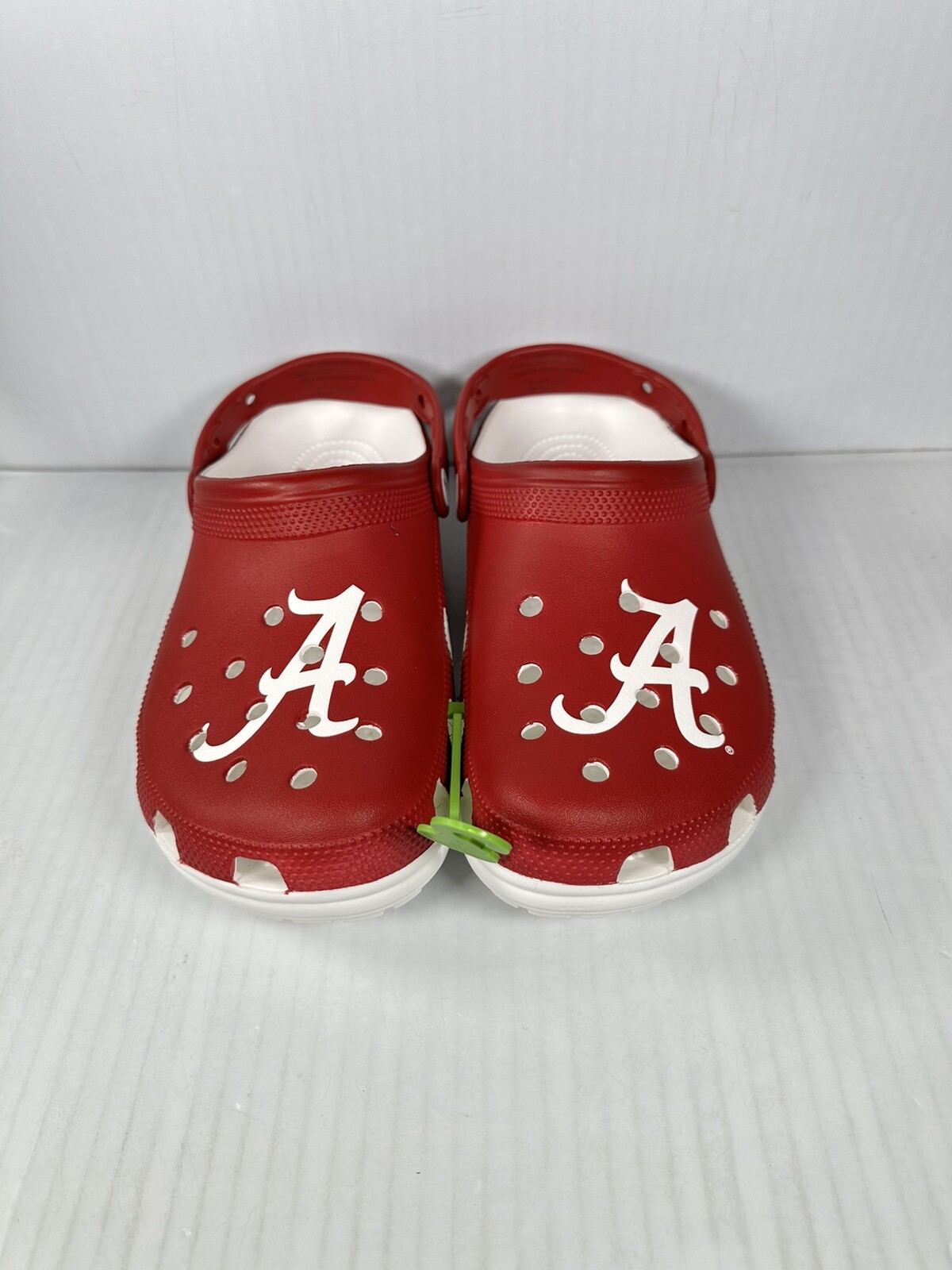 Size 9M/11W Crocs University of Alabama Crimson Tide Classic Clogs 209582-100