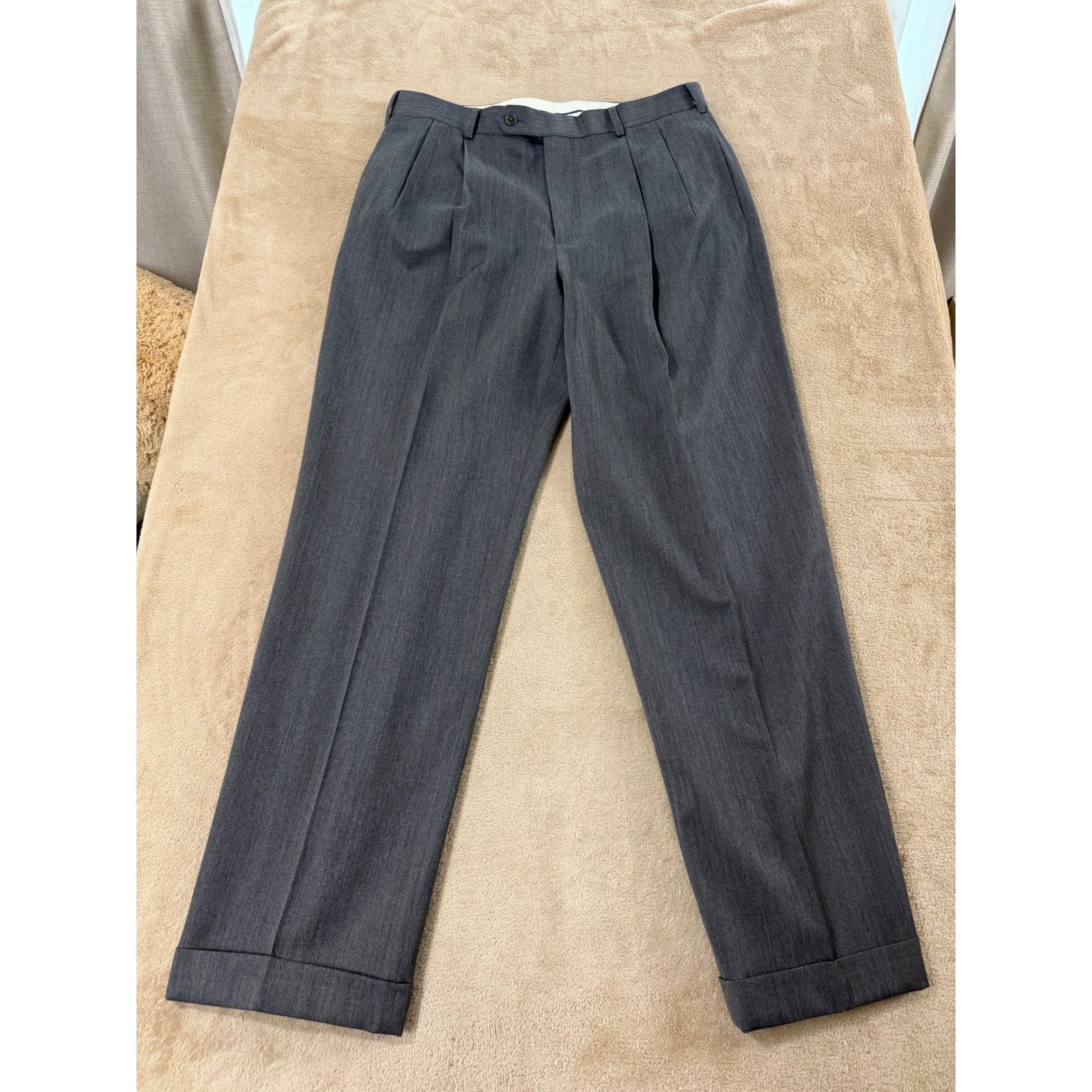 Brooks Brothers Madison fit Dress pants Men’s Size W35 L34. ash gray Preppy EUC