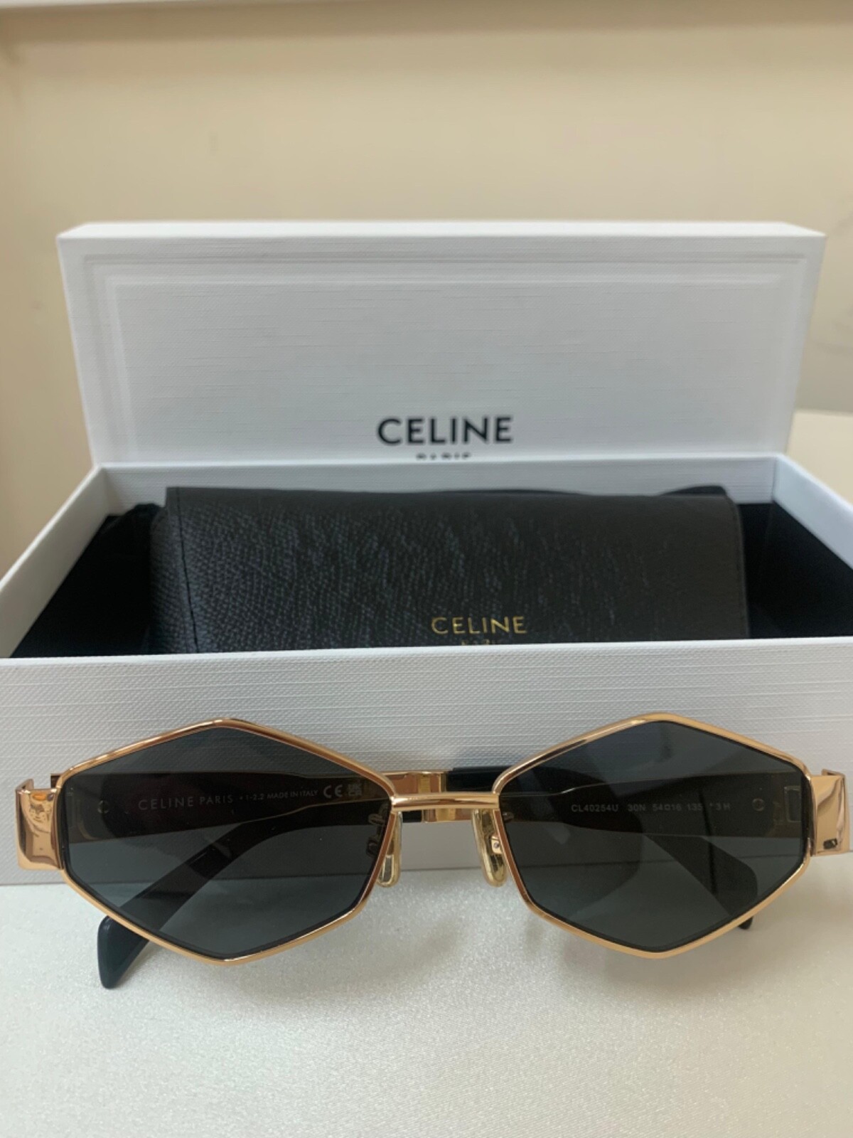 celine sunglasses Triomphe Gold Metal fram