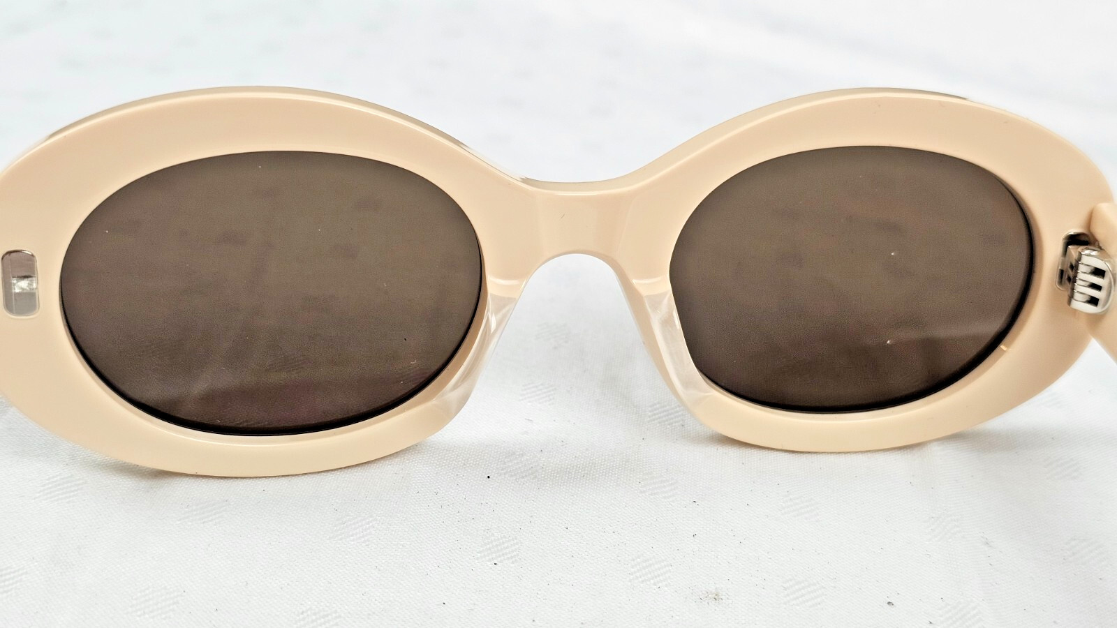 CELINE Sunglasses CL 40194U 24E Beige/Dark Brown. For Repair or Parts. Read!
