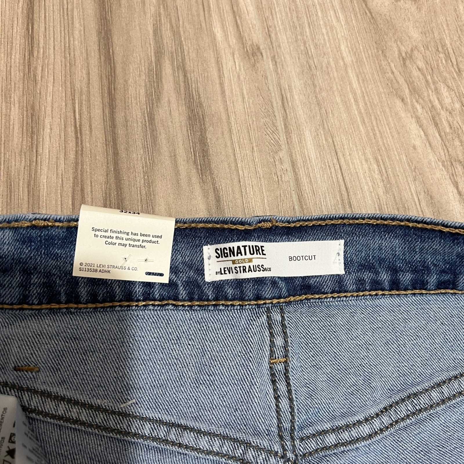 Signature by Levi Strauss & Co. Gold Label Men’s Bootcut Fit Jeans 32×34