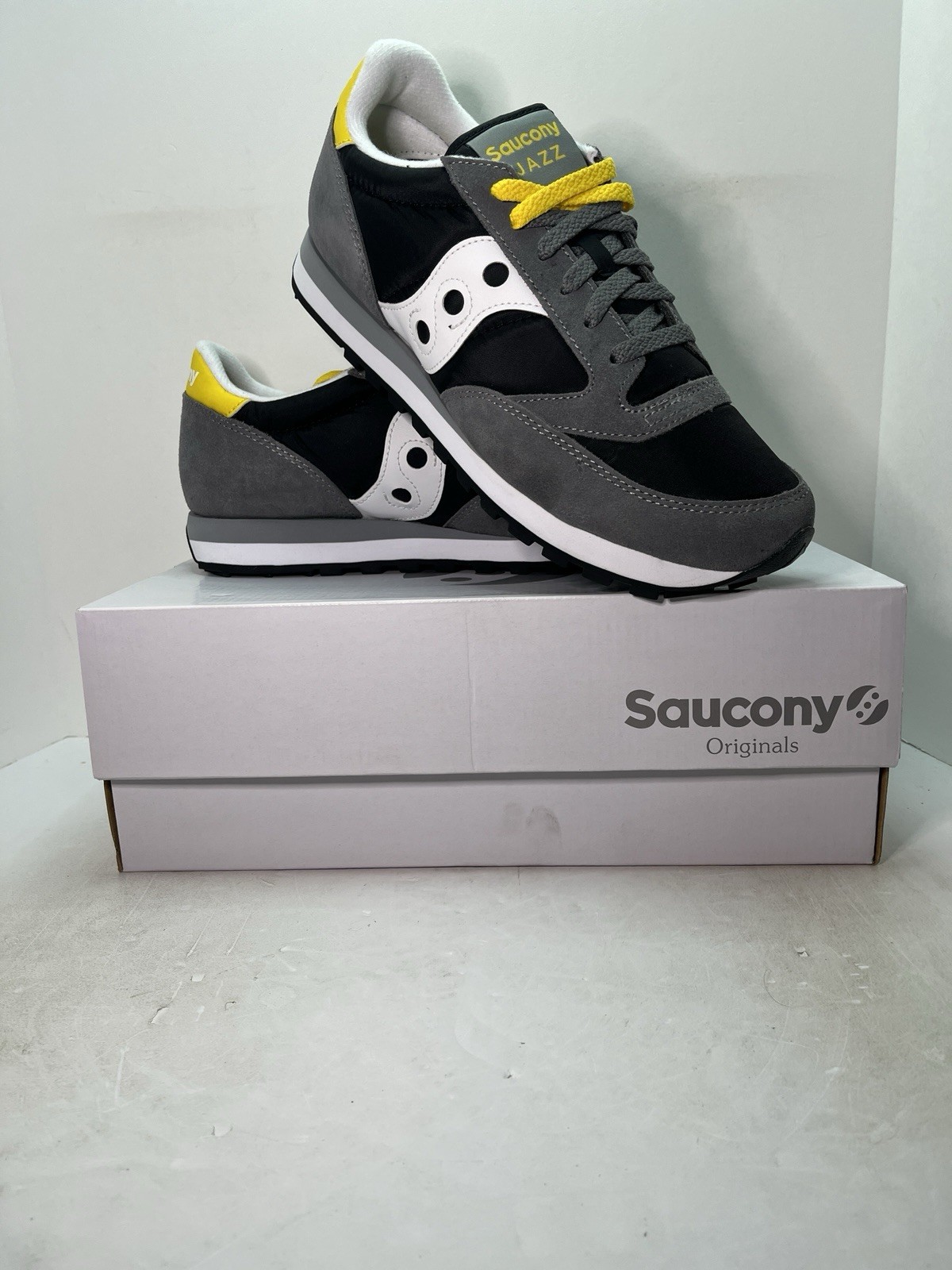 Saucony Originals Jazz Men’s Sneakers Gray/Black Size 10M S2044-670 NEW w/Box