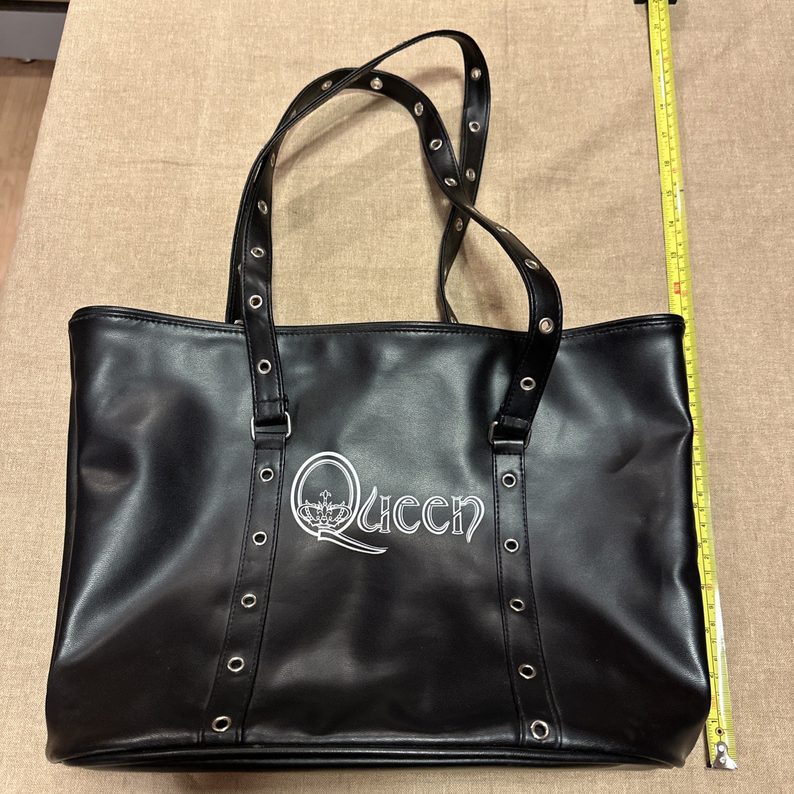 RARE Queen Band x We Will Rock You Limited Run Studded Purse w Logo Lining. NWOT