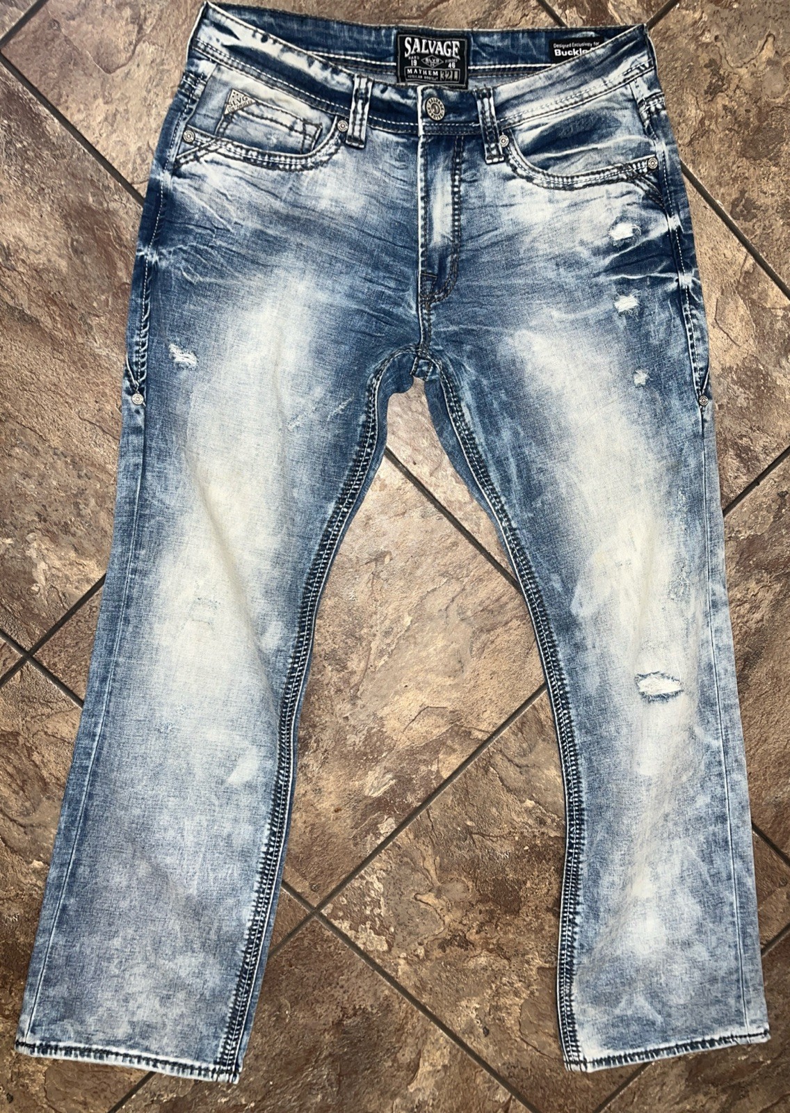 Salvage by BKE Men’s Premium Jeans 32 Long Mayhem Boot Light Wash Distressed