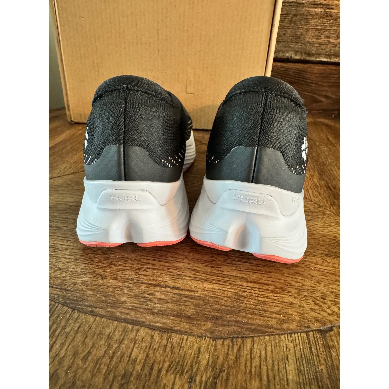 Kuru Atom 2 Slip-On Sneakers Womens 9 Jet Black Dark Coral Athletic Shoes
