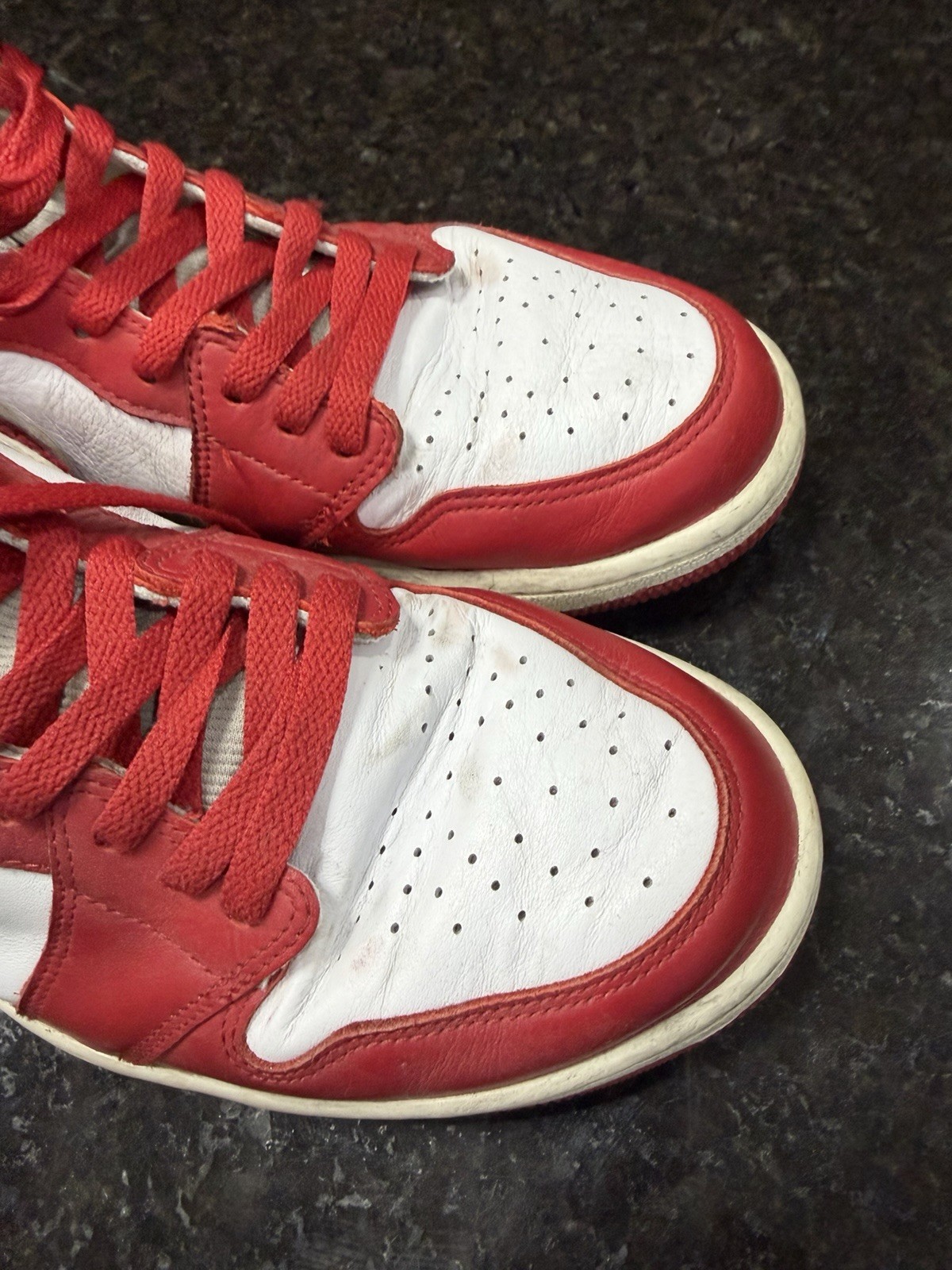 Nike Air Jordan 1 Retro High OG Chenille Womens Sz 10, Mens 9