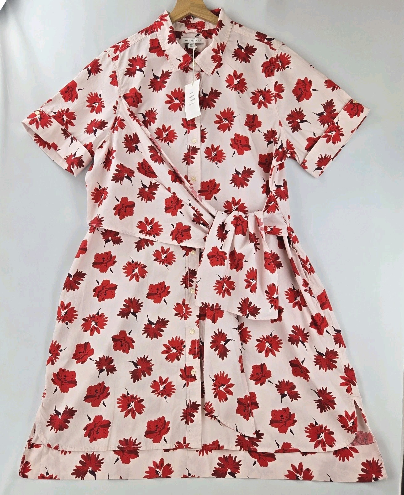Free Assembly NWT Wrap Dress Red Floral Print Light Pink Pockets (Stain)