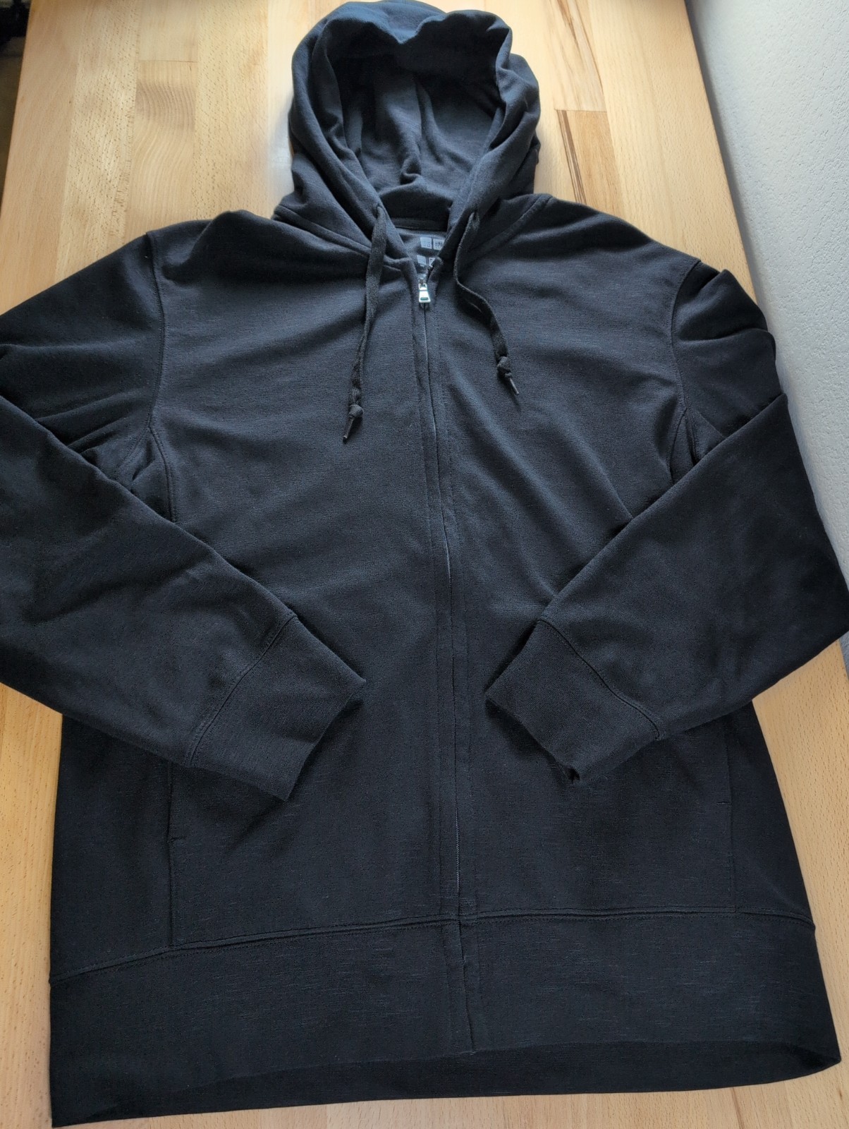 UNIQLO DRY EX UV Protection Full Zip Black Hoodie Men’s Medium