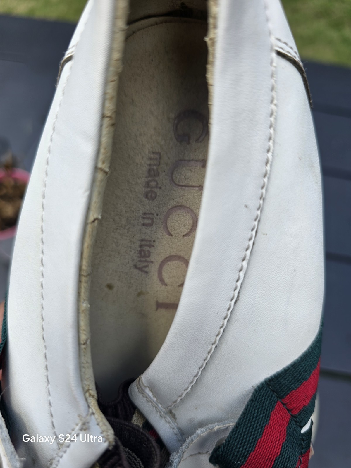 Gucci Men’s White Leather Slip-On Strap Shoes Green/Red Web Stripe Size 10.5