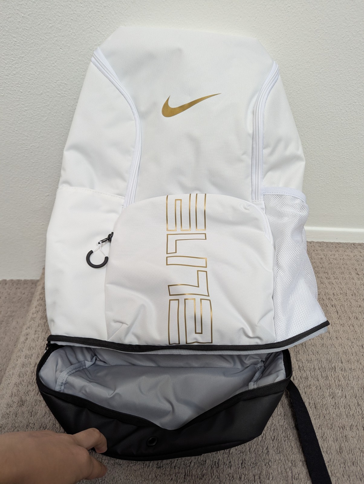 Nike Varsity Elite Backpack (32L), White, NEW WITH TAGS