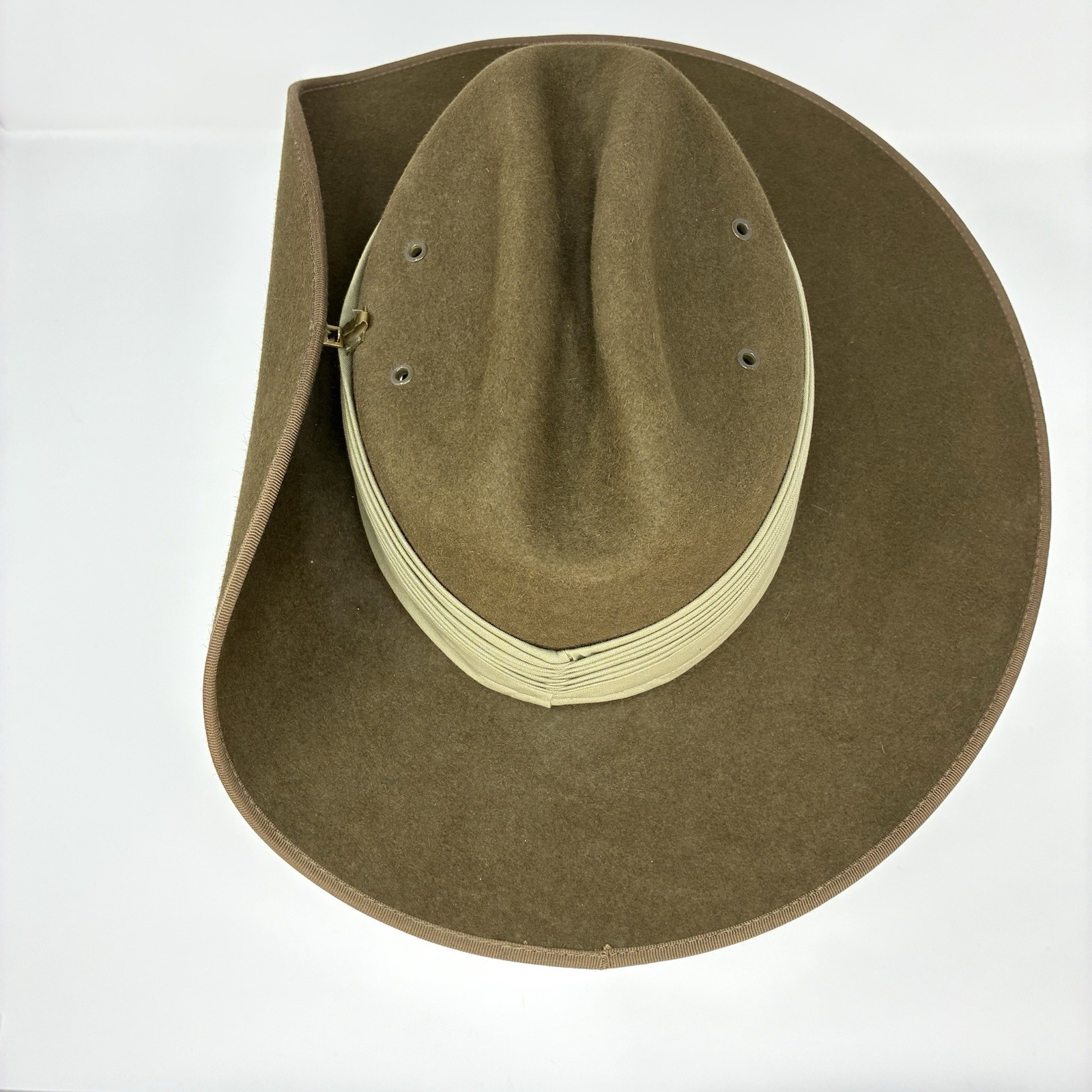 VTG Australian Army Slouch Hat 54 Khaki Fur Felt 6 3/4 Mountcastle S/XS EUC