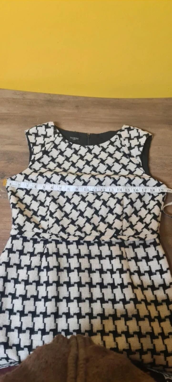 Hobbs Cream And Black Wool Tweed Shift Smart Evening Day Dress preppy