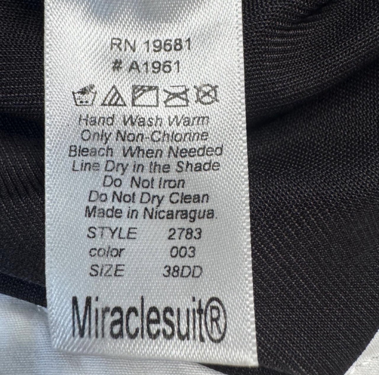 Miraclesuit Black Firm Control Bodysuit Shapewear 38DD Wireless Style 2783