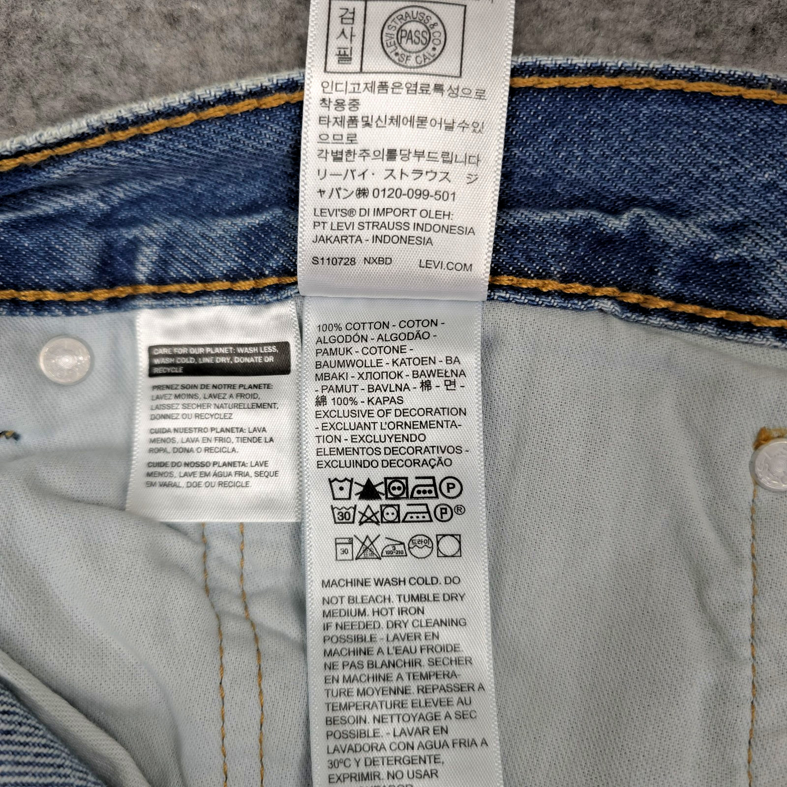 NEW Levi’s 565 ‘97 Loose Straight Jeans Mens 38×30 Blue Lt Wash Denim Baggy NWT