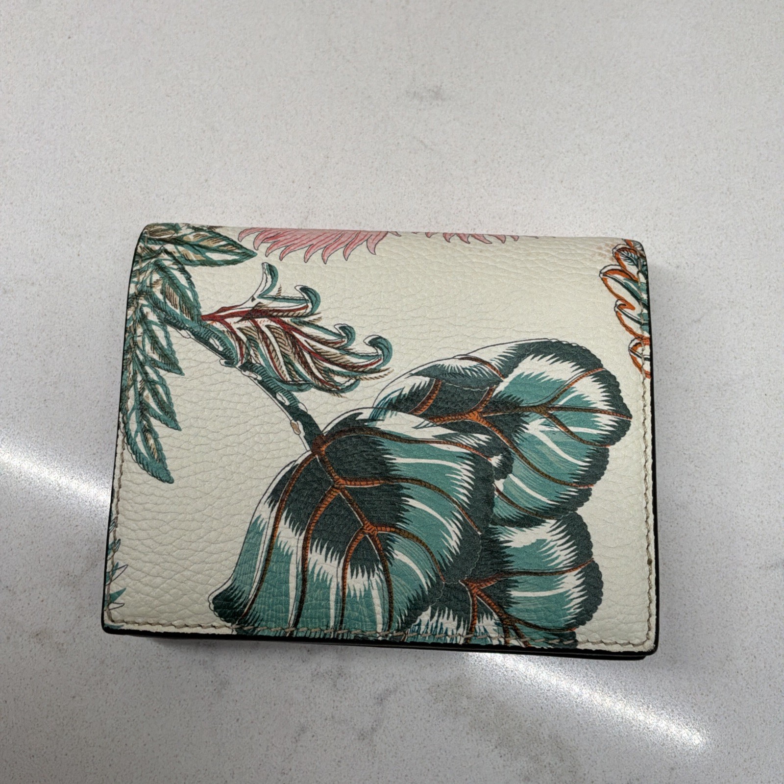 Salvatore Ferragamo Gancini Logo Women Leather Card Holder Wallet Coin Purse Flo