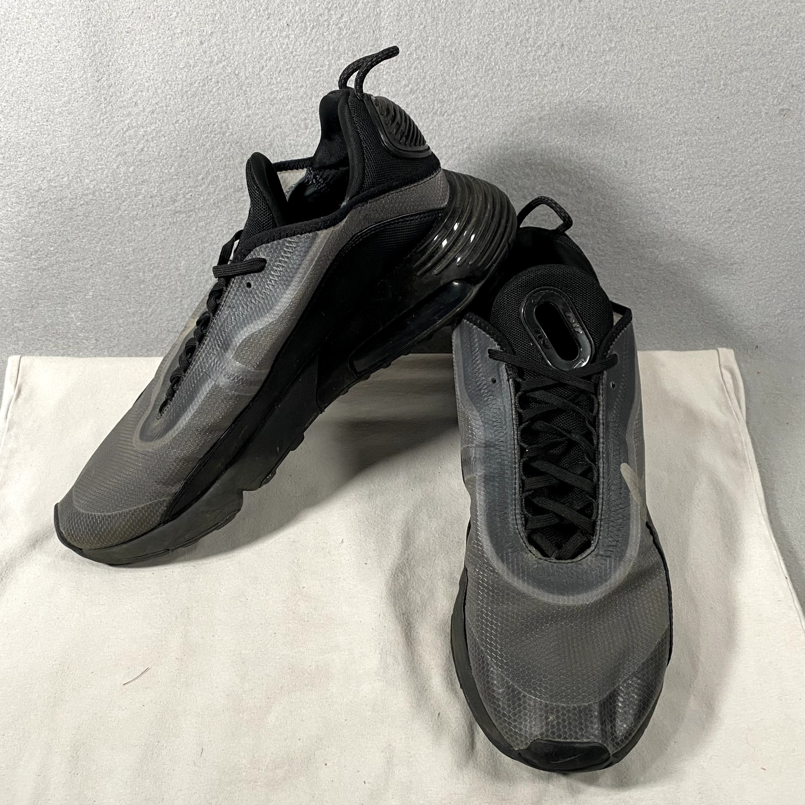 Nike Air Max 2090 Anthracite Black Grey Training Sneaker Shoes Mens Size 13