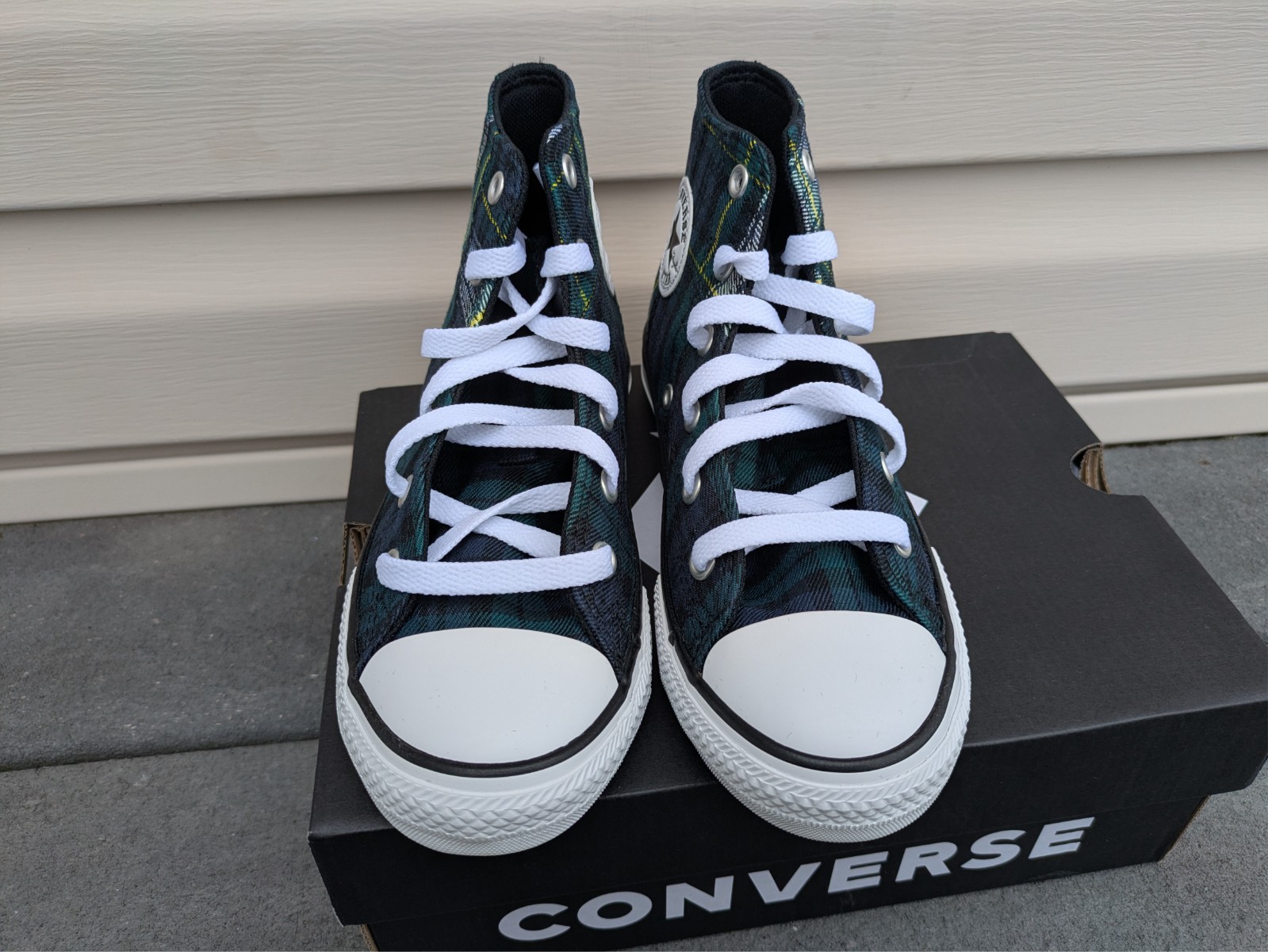 Converse Chuck Taylor All Star Hi Top Green Tartan Plaid Sneakers sz 1 Y New