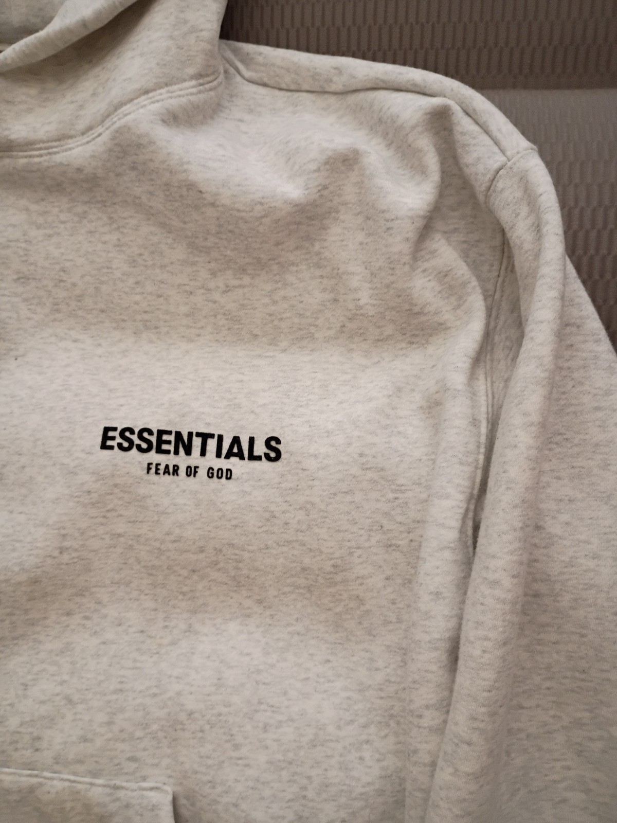 Essentials Fear of God Essentials Men’s White Pullover Hoodie Logo Pockets M