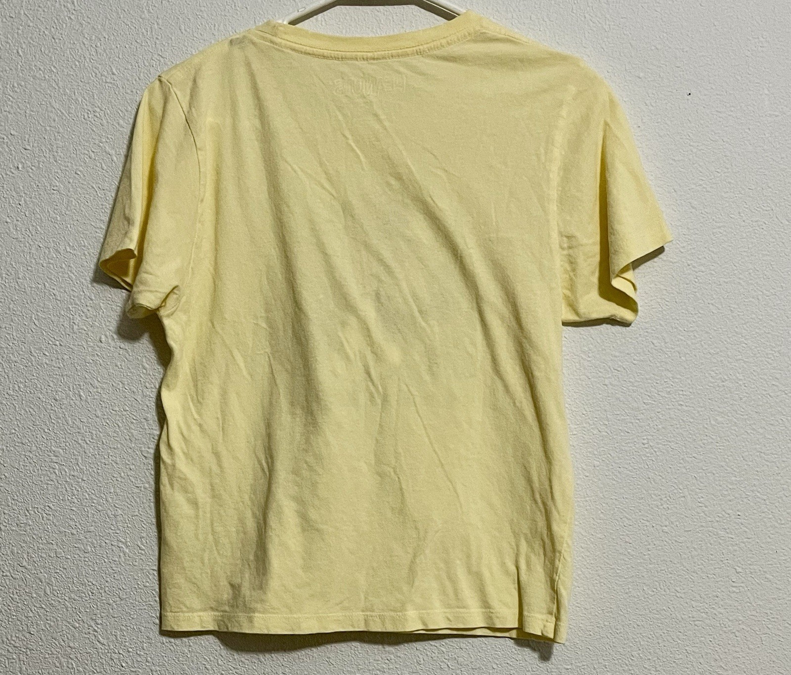Peanuts Snoopy & Woodstock Peace in Nature Yellow Crew Neck T-Shirt Men’s L