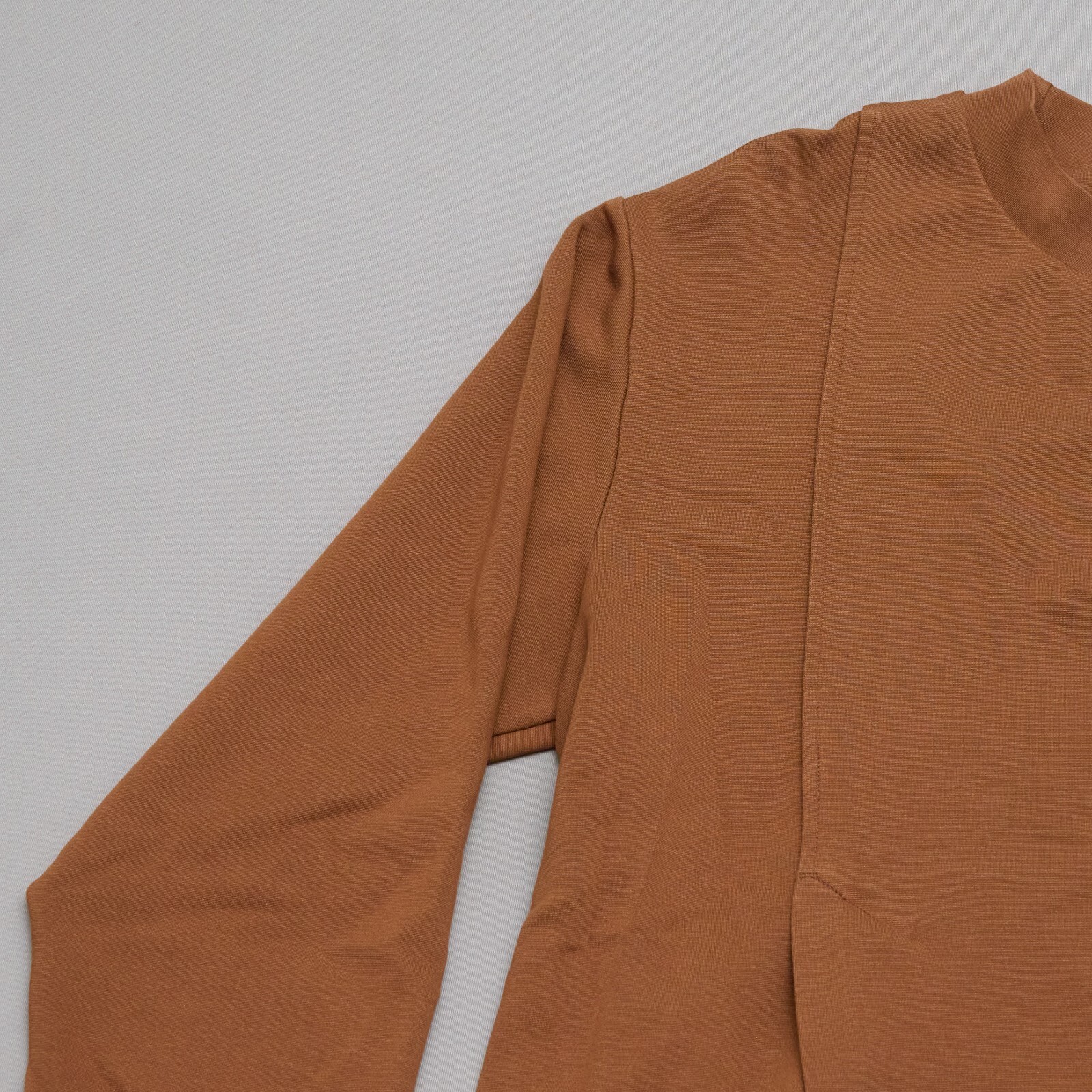 Cullni Men’s Brown Long Sleeve Shirt Size M Asymmetrical Hem Pocket Minimalist