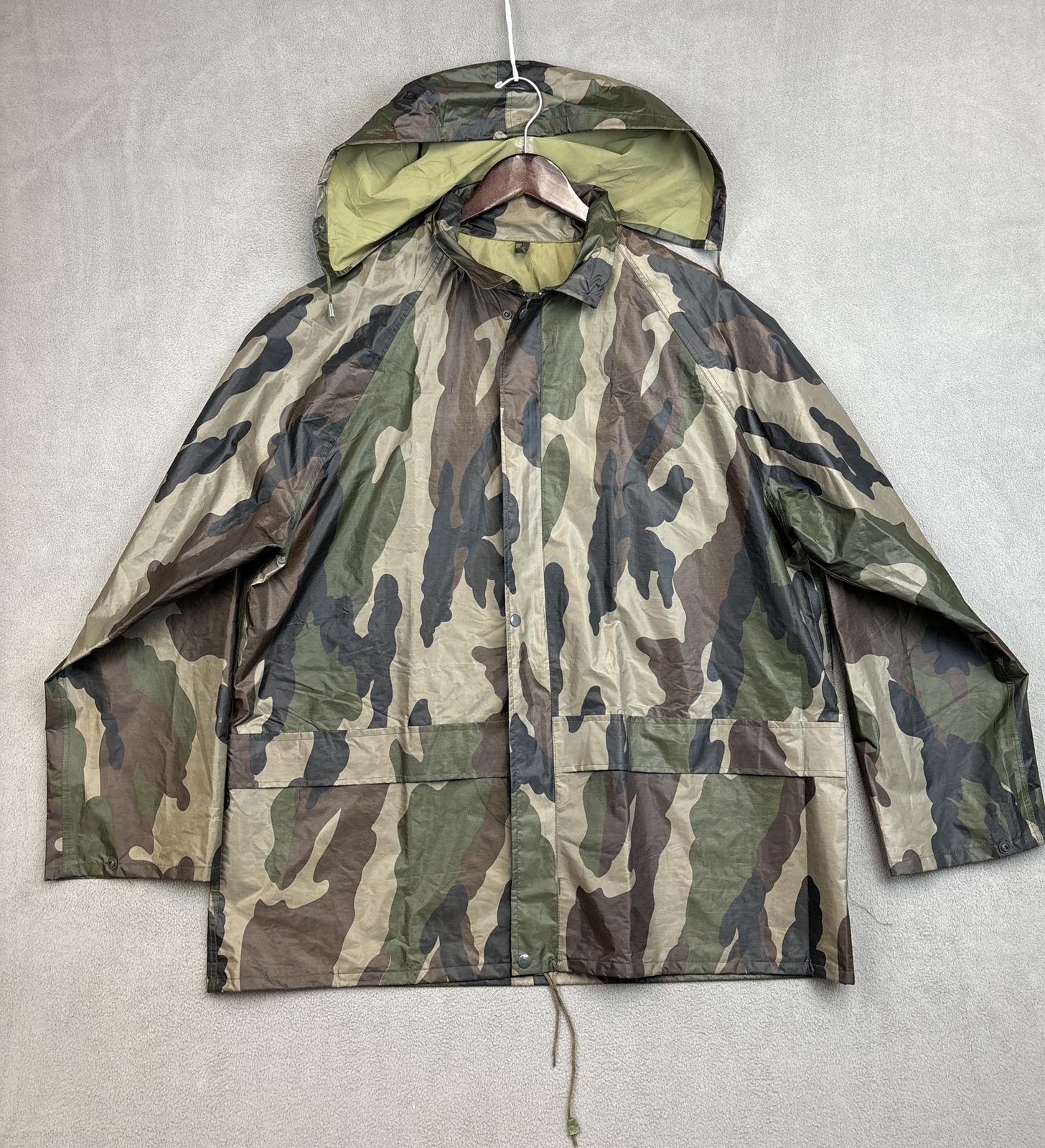 Mil-Tec by Sturm Men’s XL Frog Camo Green Rain Hunting Jacket Removable Hood