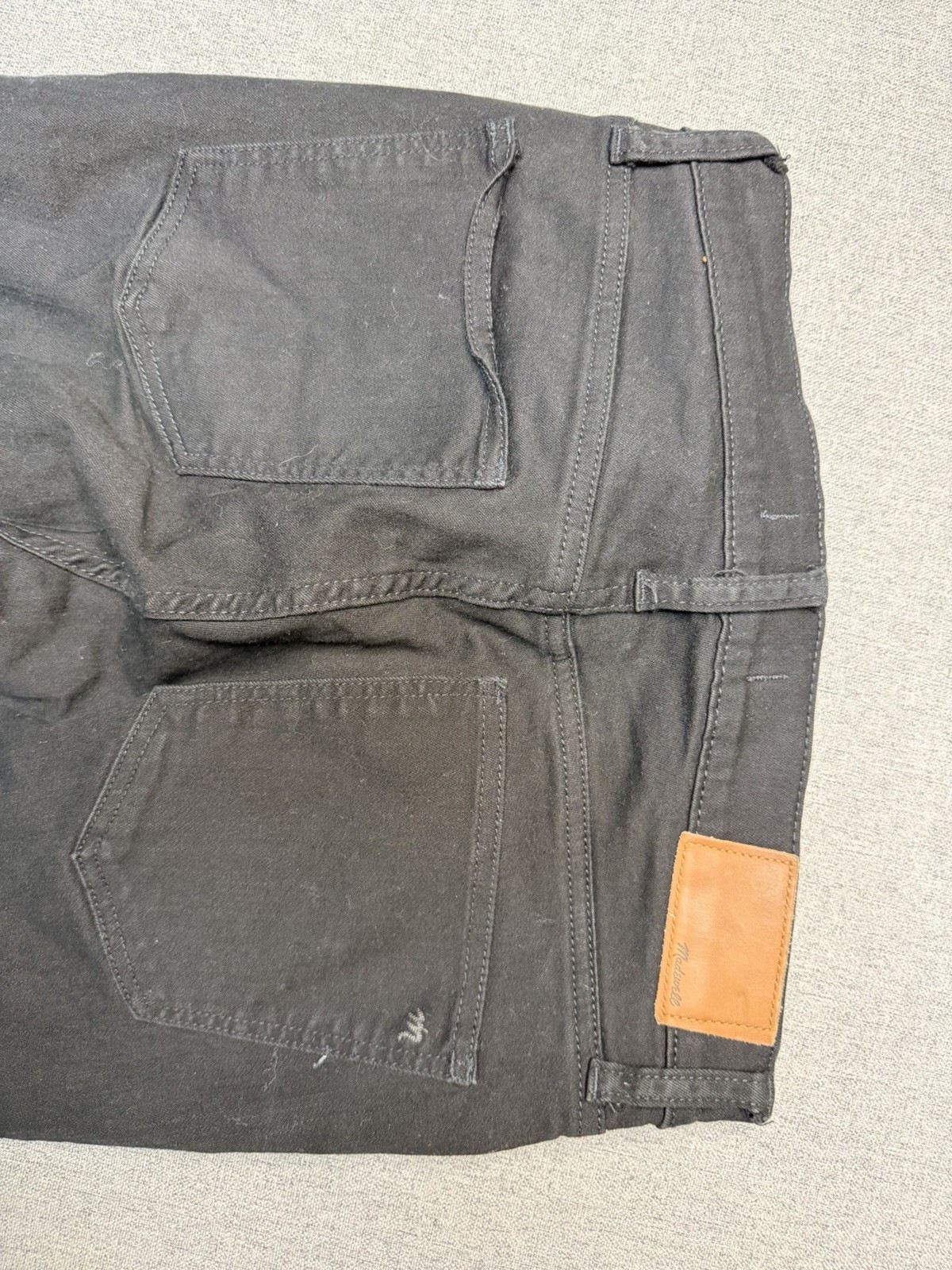 Madewell Womens Size 26 Roadtripper Jeans Black Five Pocket Mid Rise Skinny Leg